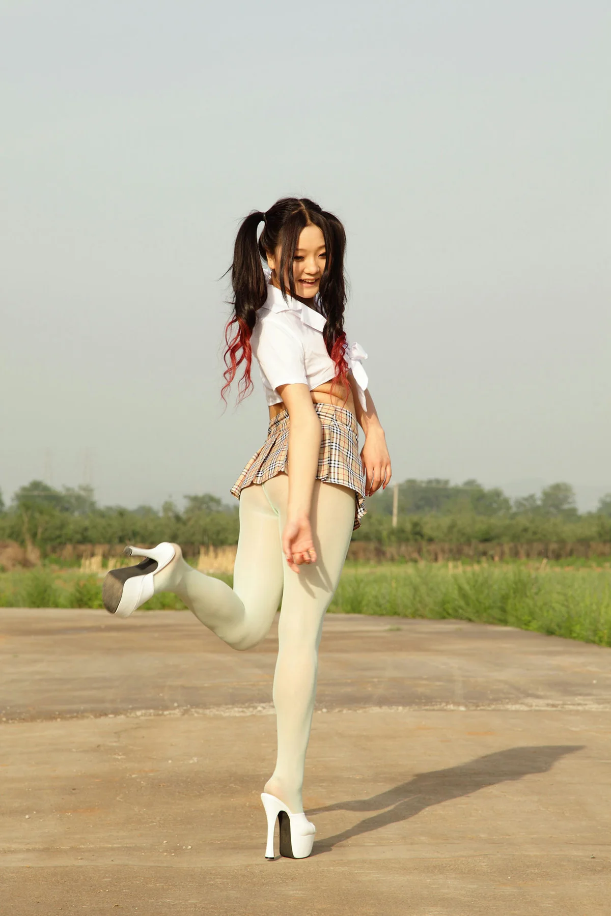 AISS爱丝 No.018 我爱穿丝袜我也爱旅行 - 1