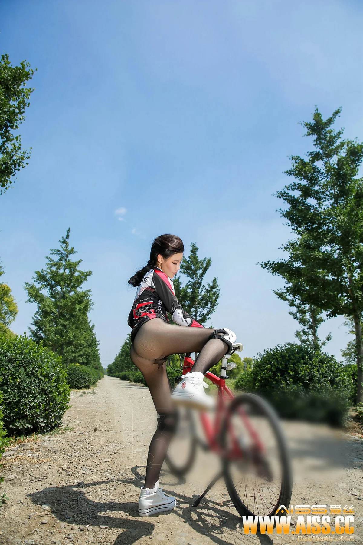 AISS爱丝 No.058 《麦田骑行者》 - 2
