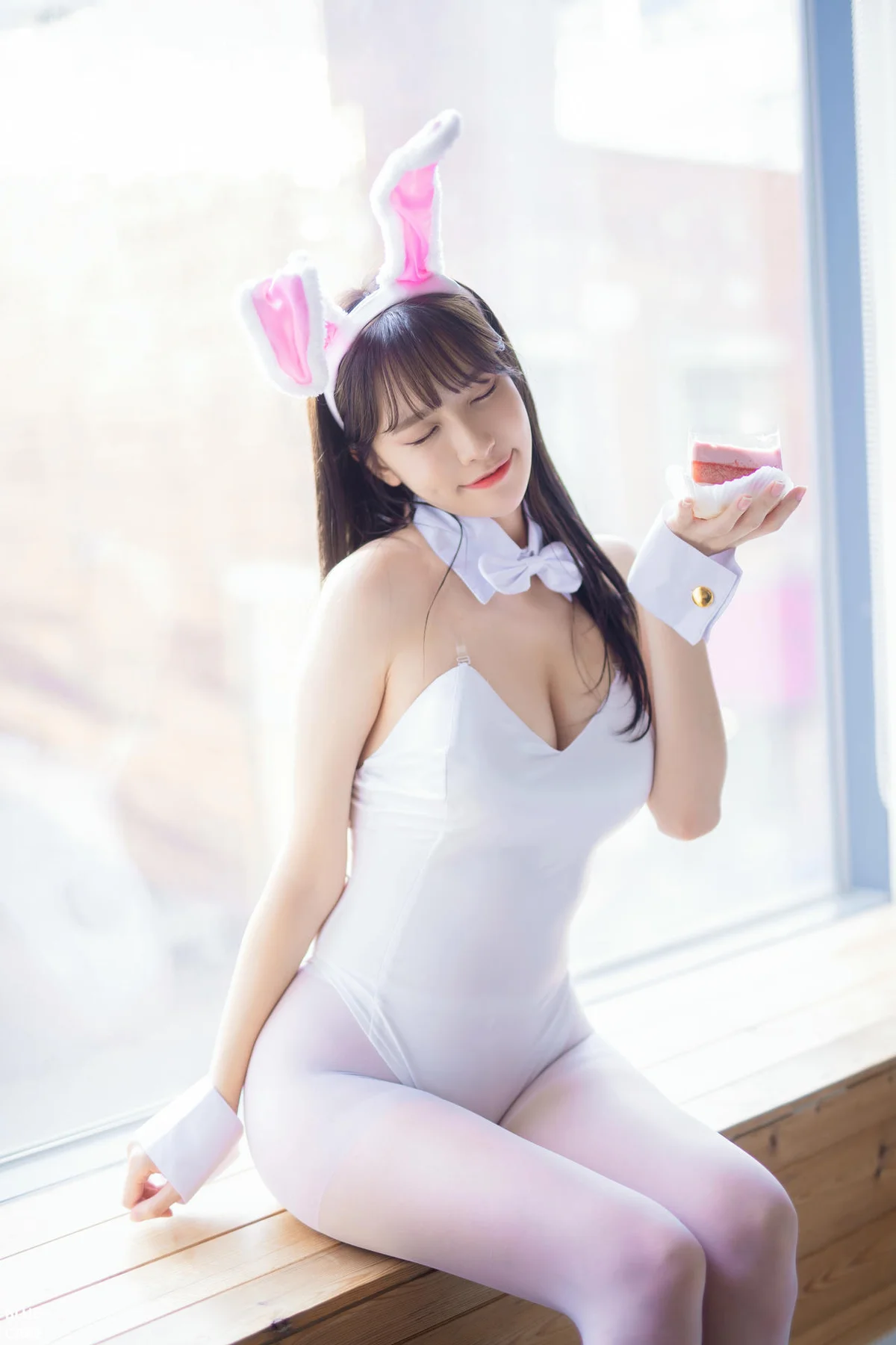 BLUECAKE No.001 Ahrin黑白兔女郎制服爆乳 - 8