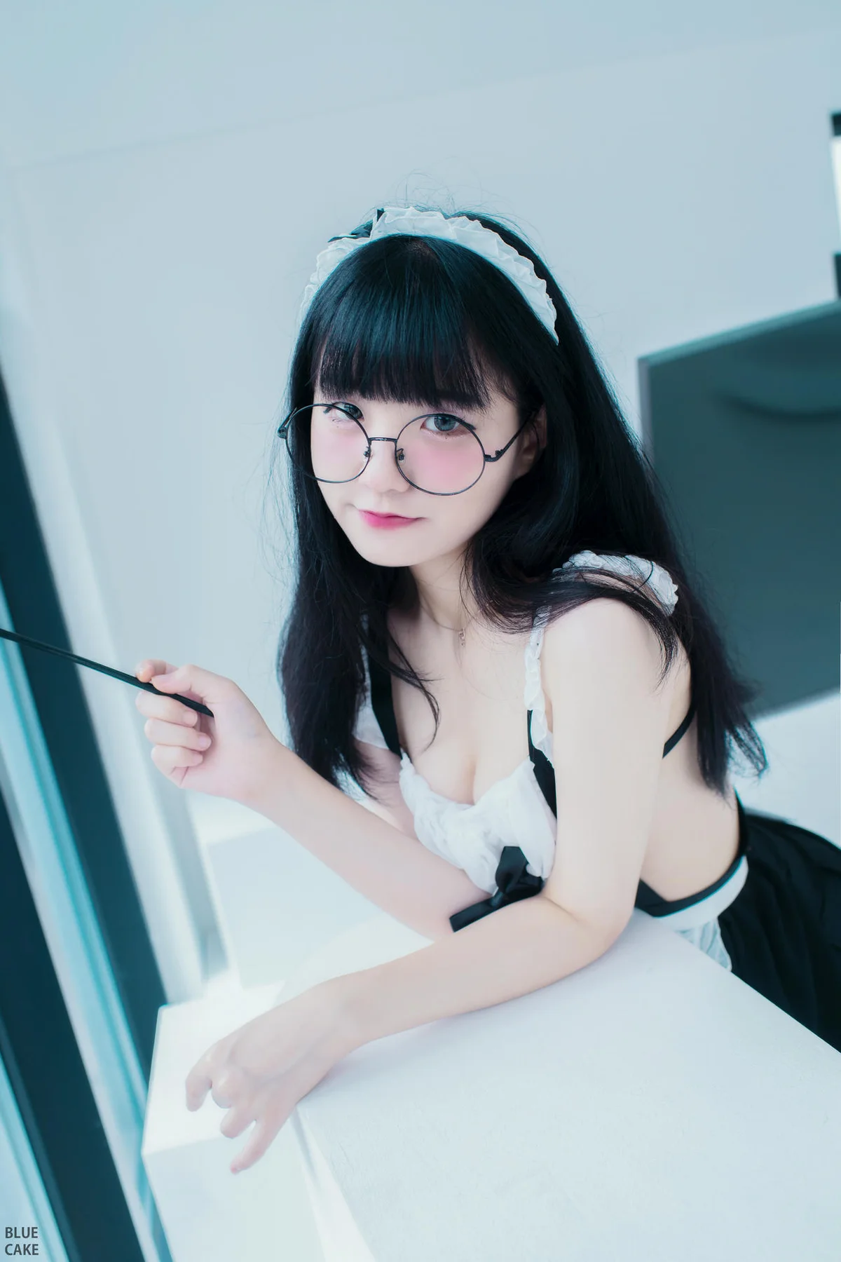 BLUECAKE  No.005 Jeong Jenny性感制服女仆装 - 1