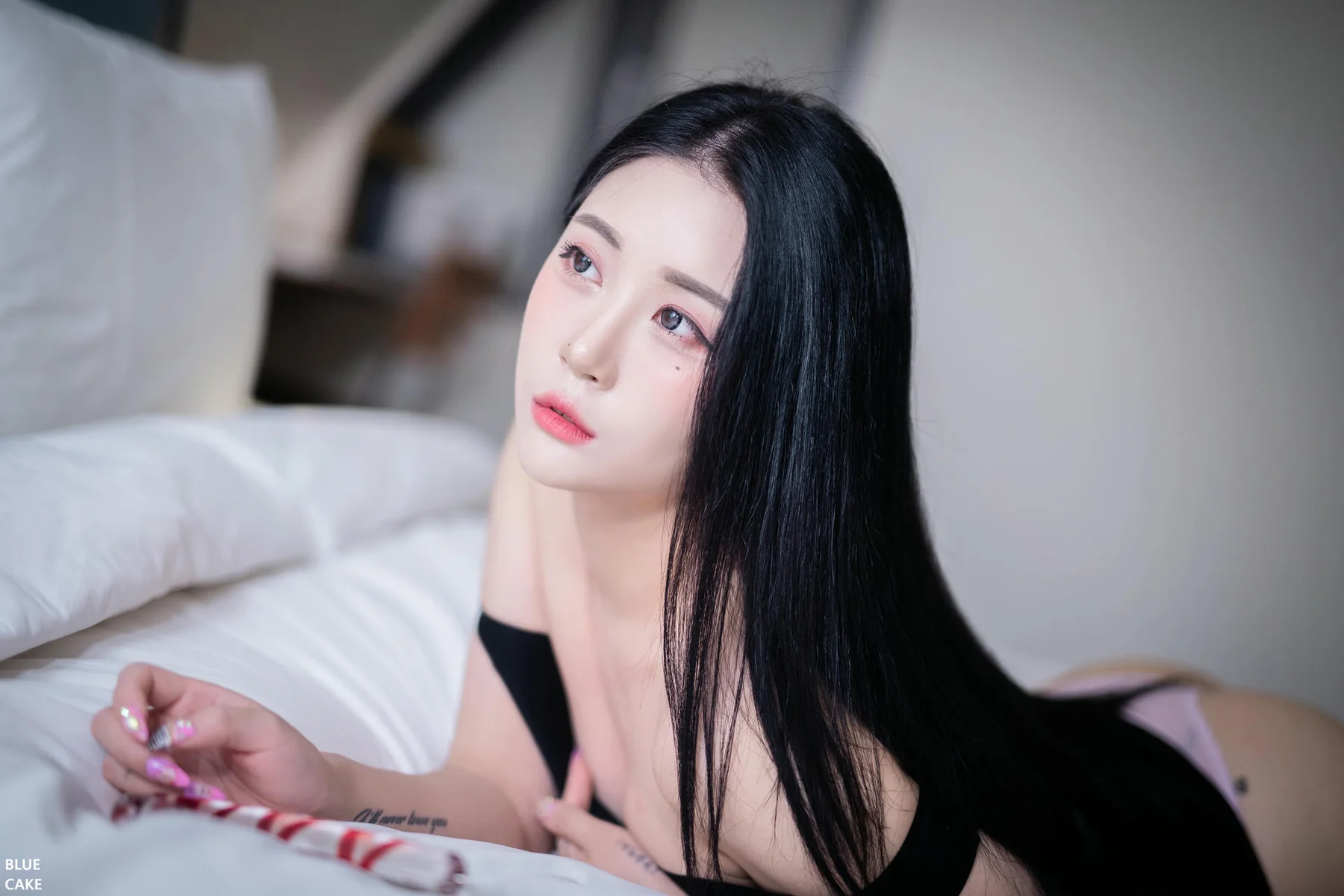 BLUECAKE No.010 Bomi & Lover爆乳黑丝香肩美腿 - 10