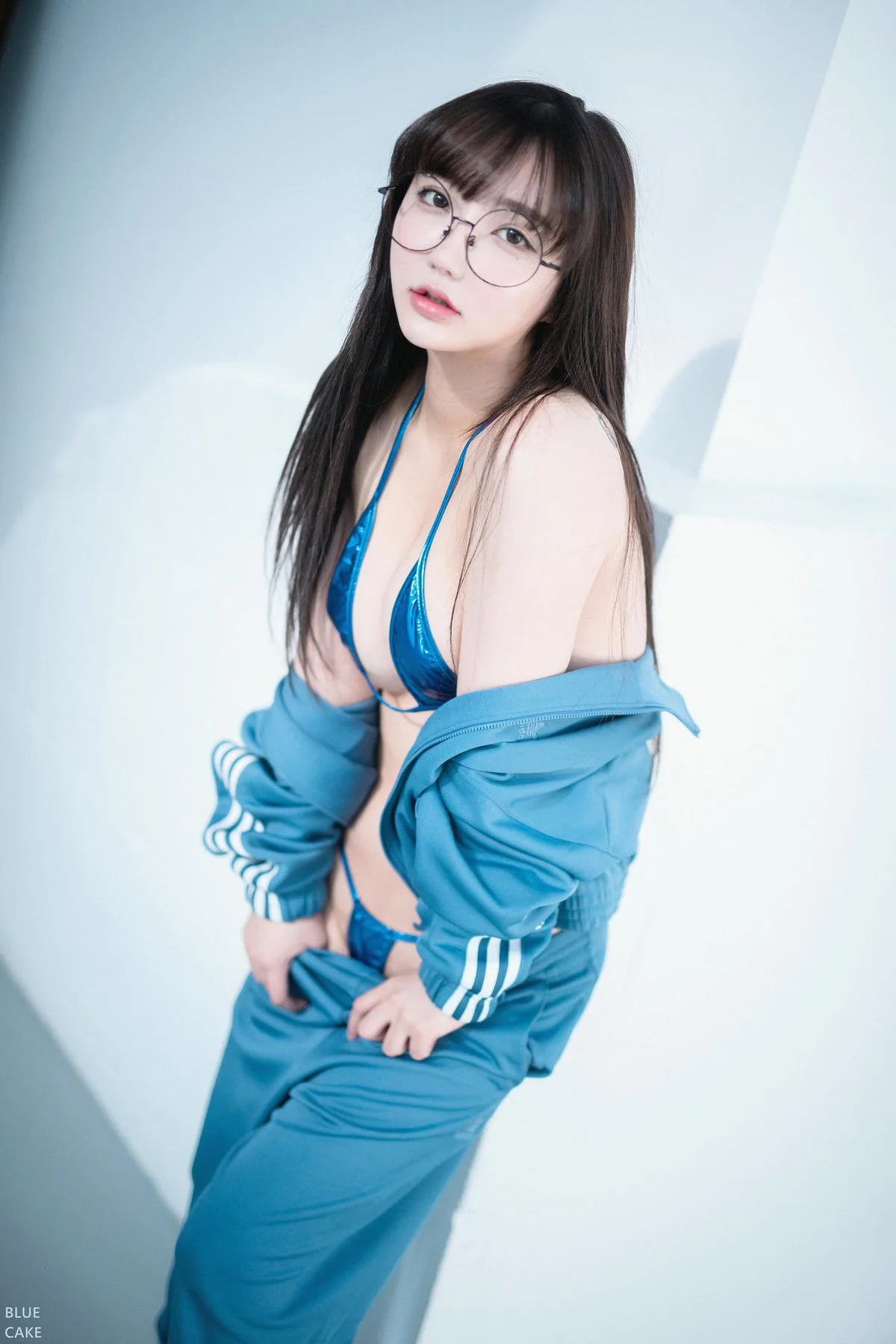BLUECAKE No.018 Son Ye-Eun校服下的爆乳诱惑 - 1