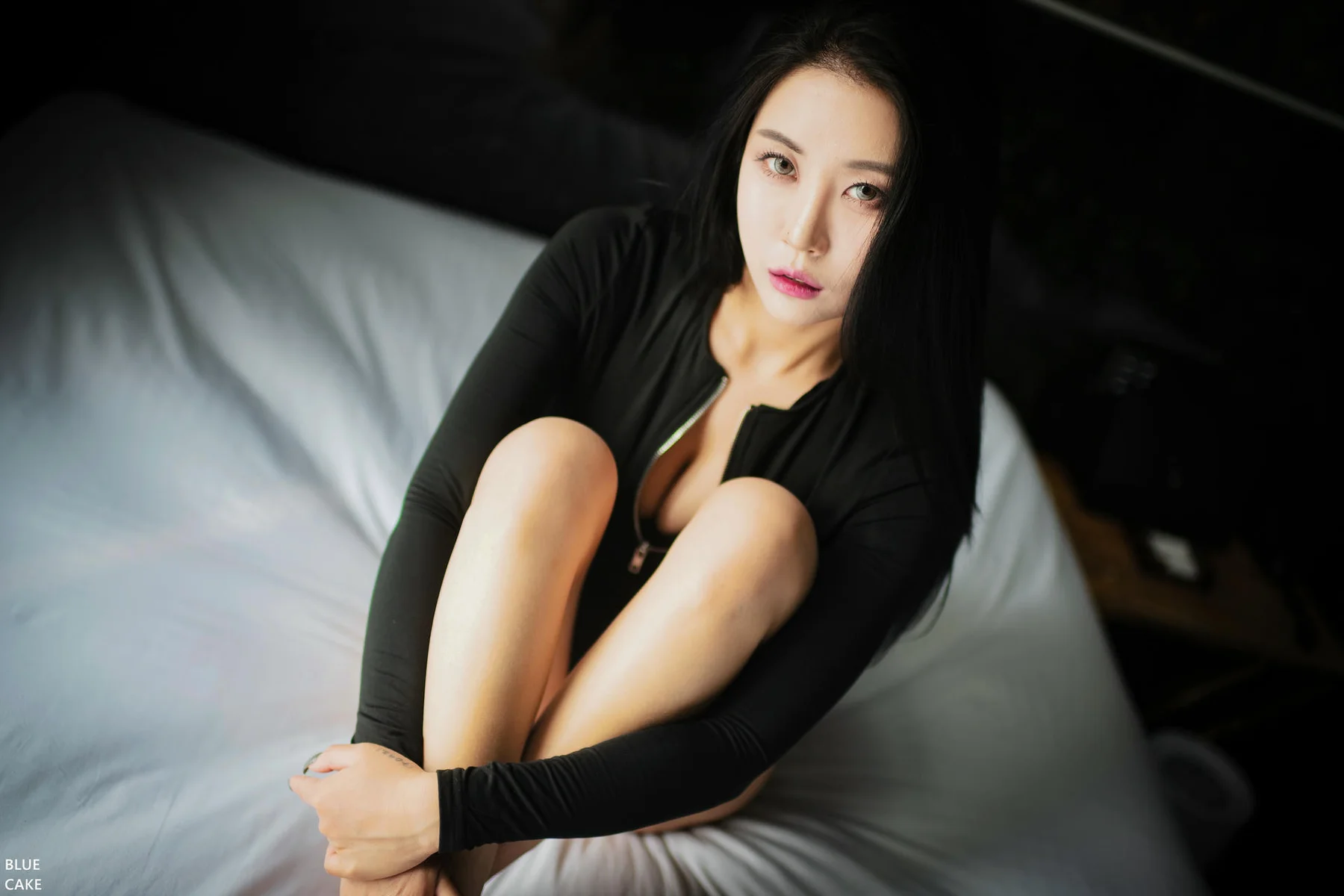 BLUECAKE No.024 Bambi黑丝吊袜皮裙 - 6