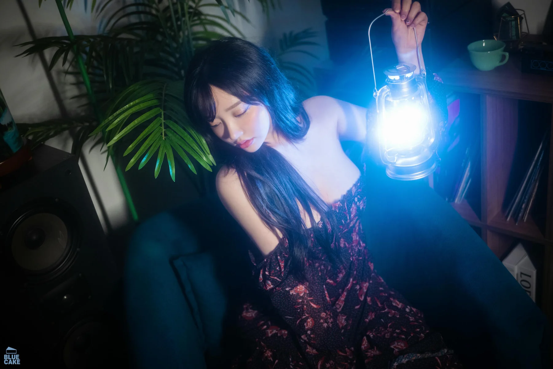 BLUECAKE No.040 YeEun品茶少女爆乳诱惑 - 1