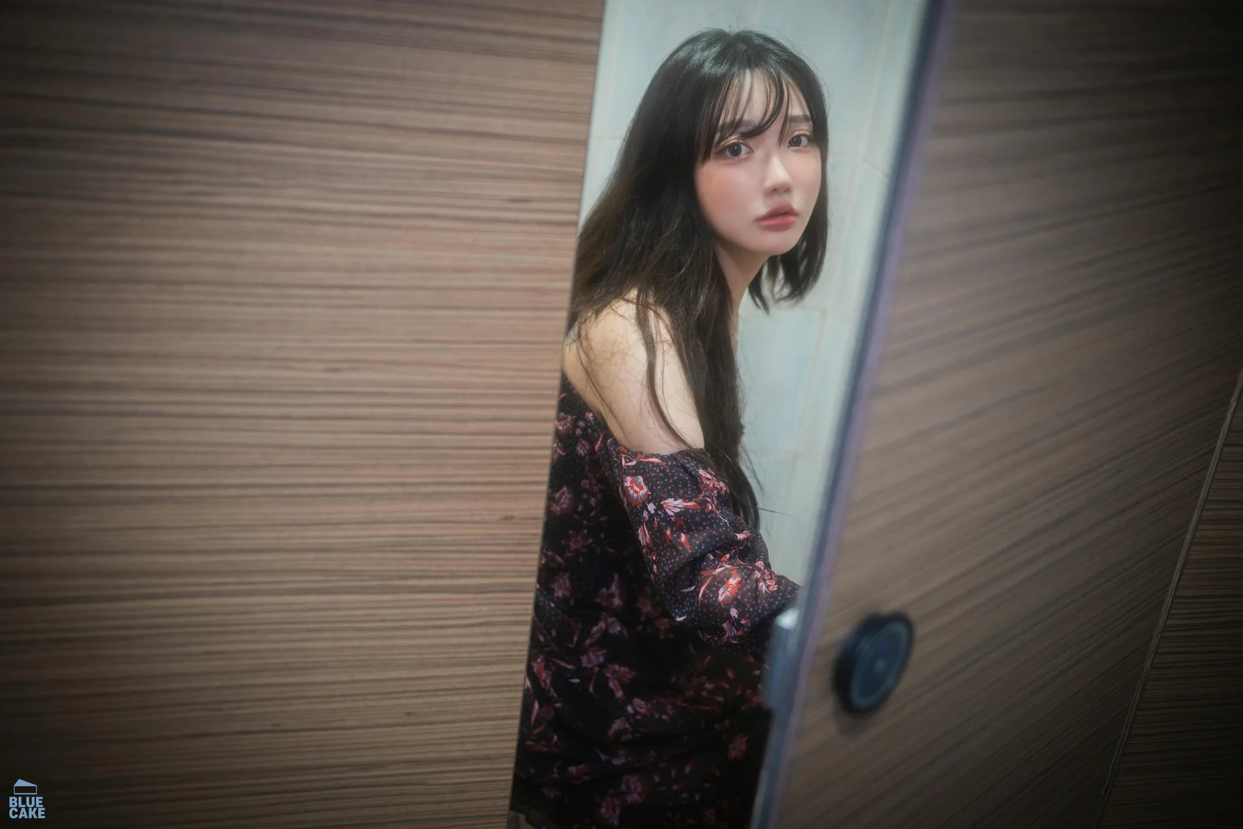 BLUECAKE No.040 YeEun品茶少女爆乳诱惑 - 10