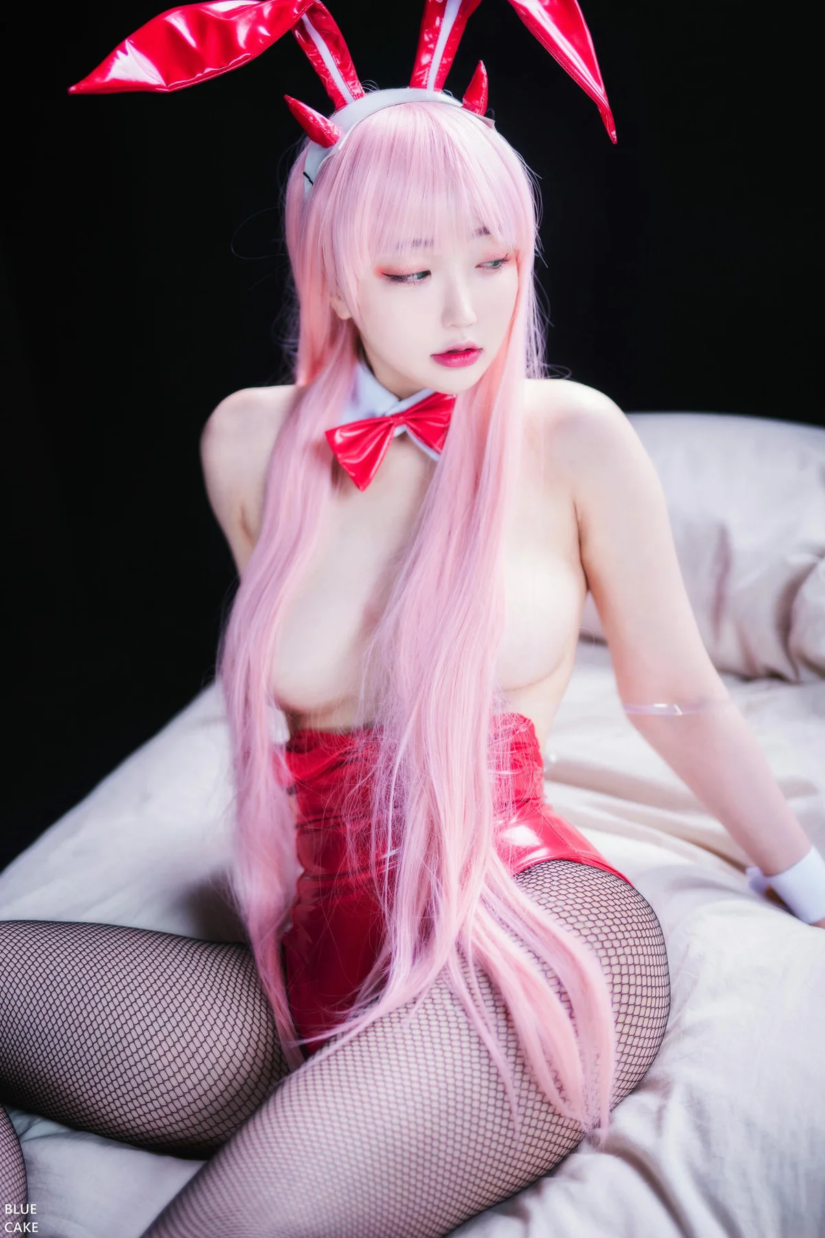 BLUECAKE No.053 Son Ye性感兔女郎网袜 - 4