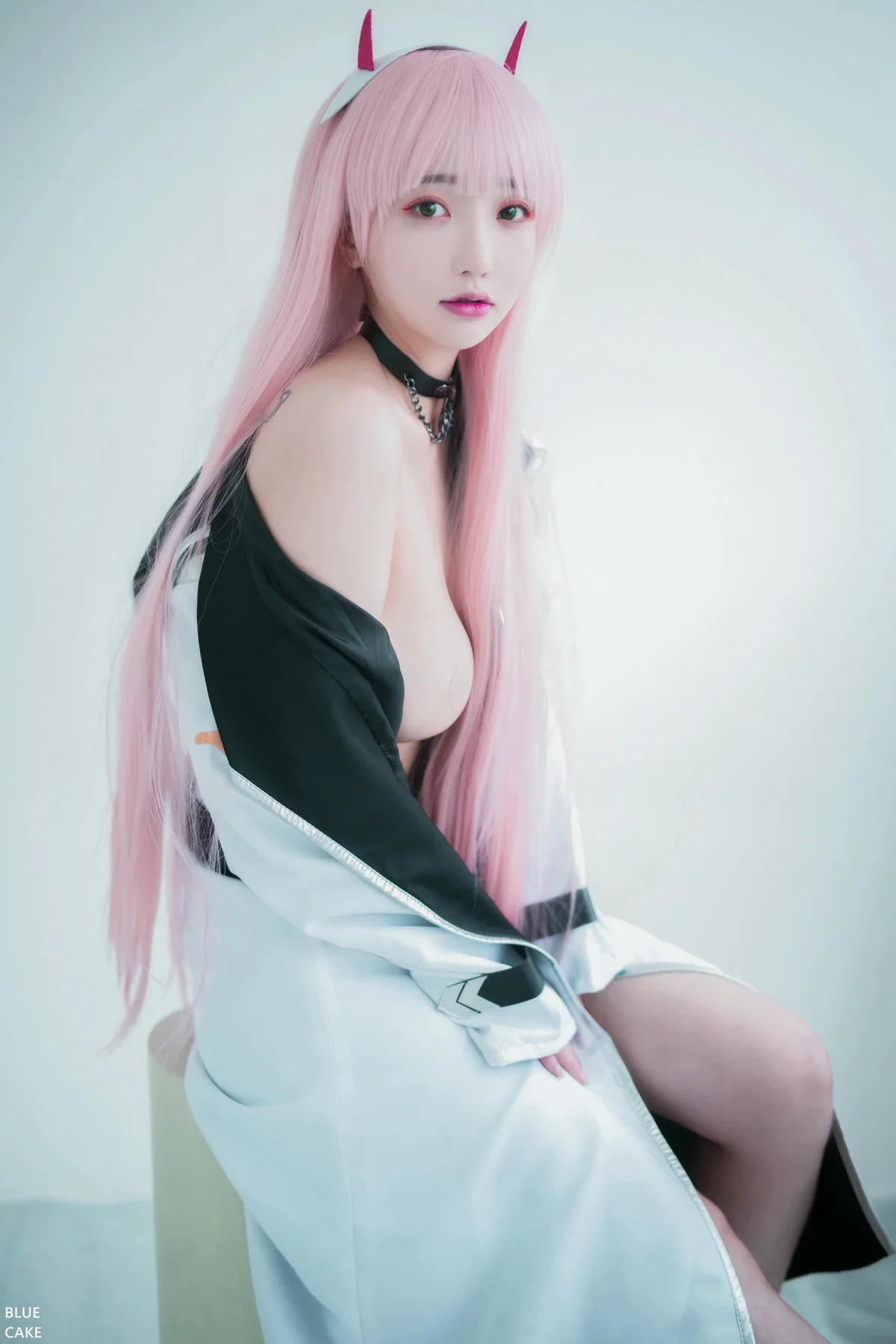 BLUECAKE No.053 Son Ye性感兔女郎网袜 - 8