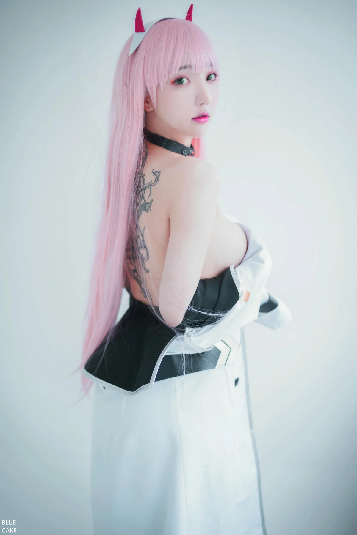 BLUECAKE No.053 Son Ye性感兔女郎网袜 - 5