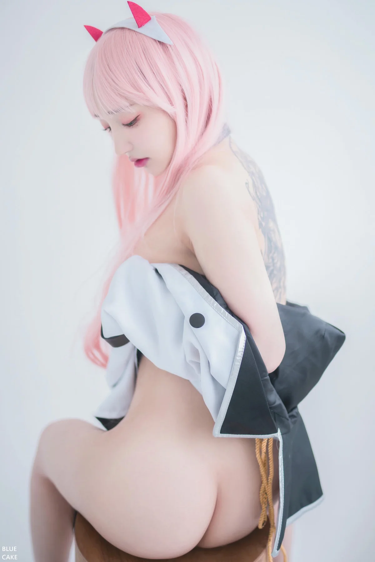 BLUECAKE No.053 Son Ye性感兔女郎网袜 - 10