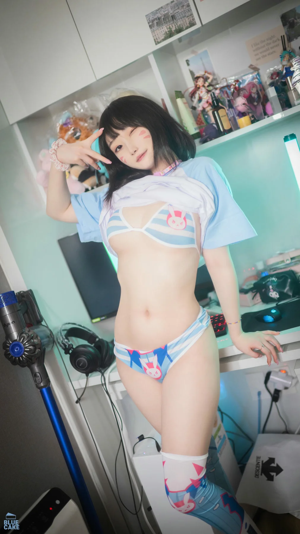 BLUECAKE No.057 Bambi少女cos爆乳 - 1