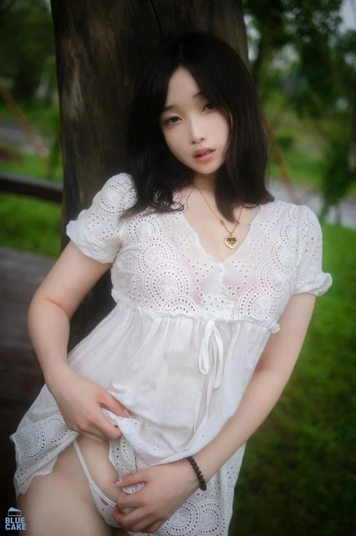 BLUECAKE No.064 Bambi公园性感少女 - 6