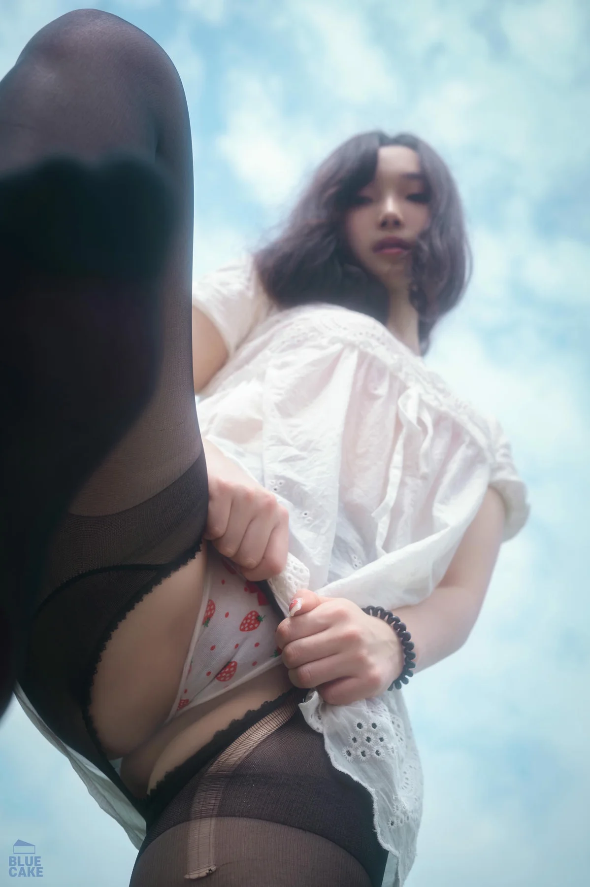 BLUECAKE No.064 Bambi公园性感少女 - 1