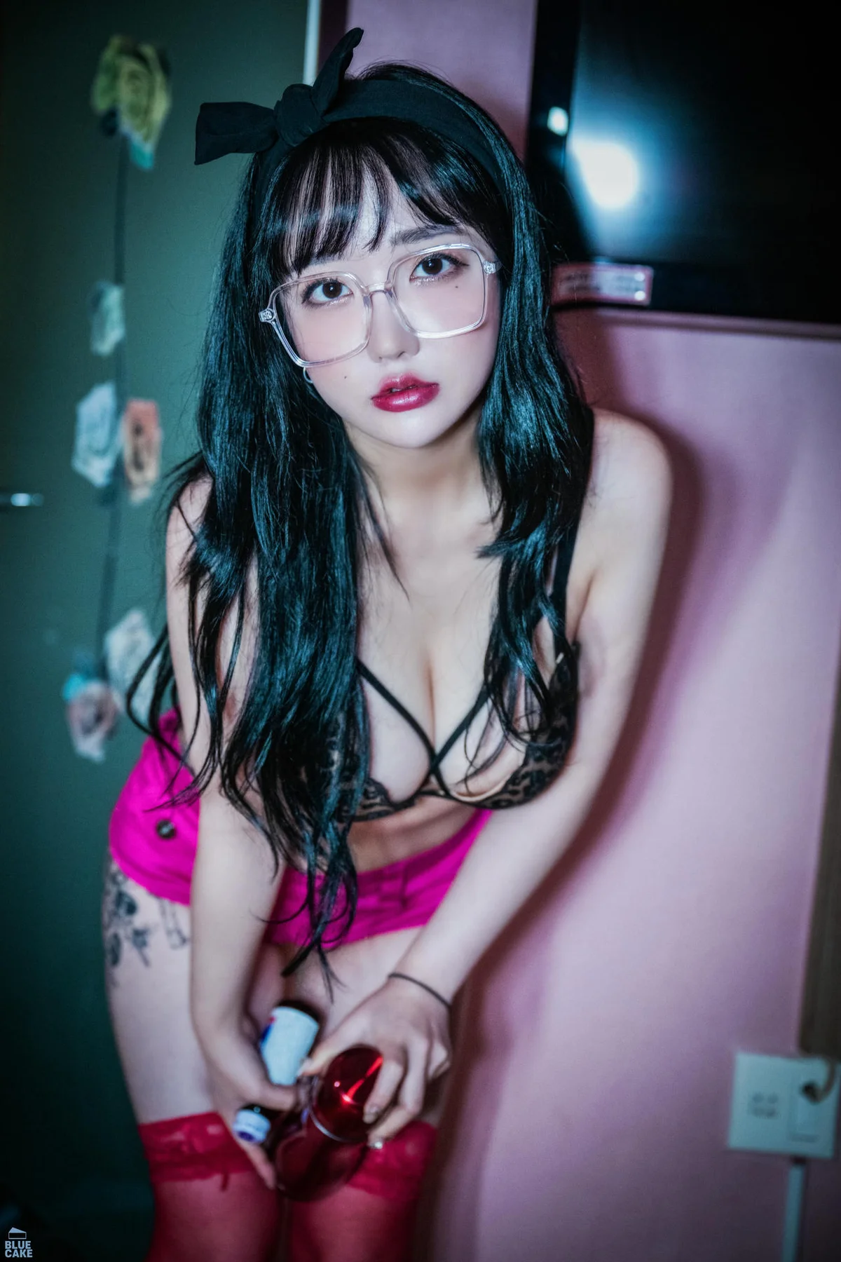 BLUECAKE No.089 YeEun眼镜美女爆乳短裙 - 6