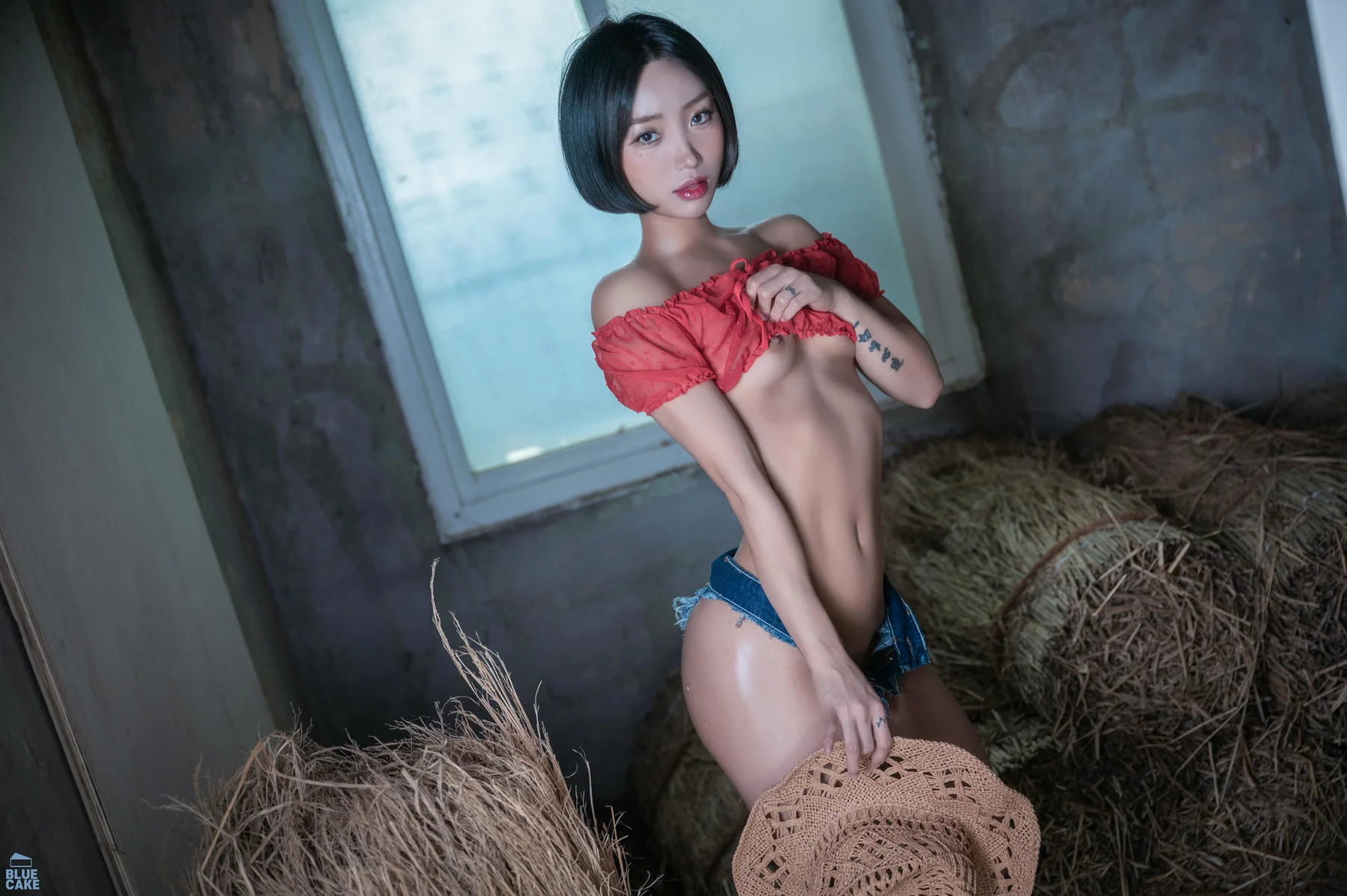 BLUECAKE No.101 Booty Queen香肩比基尼 - 5