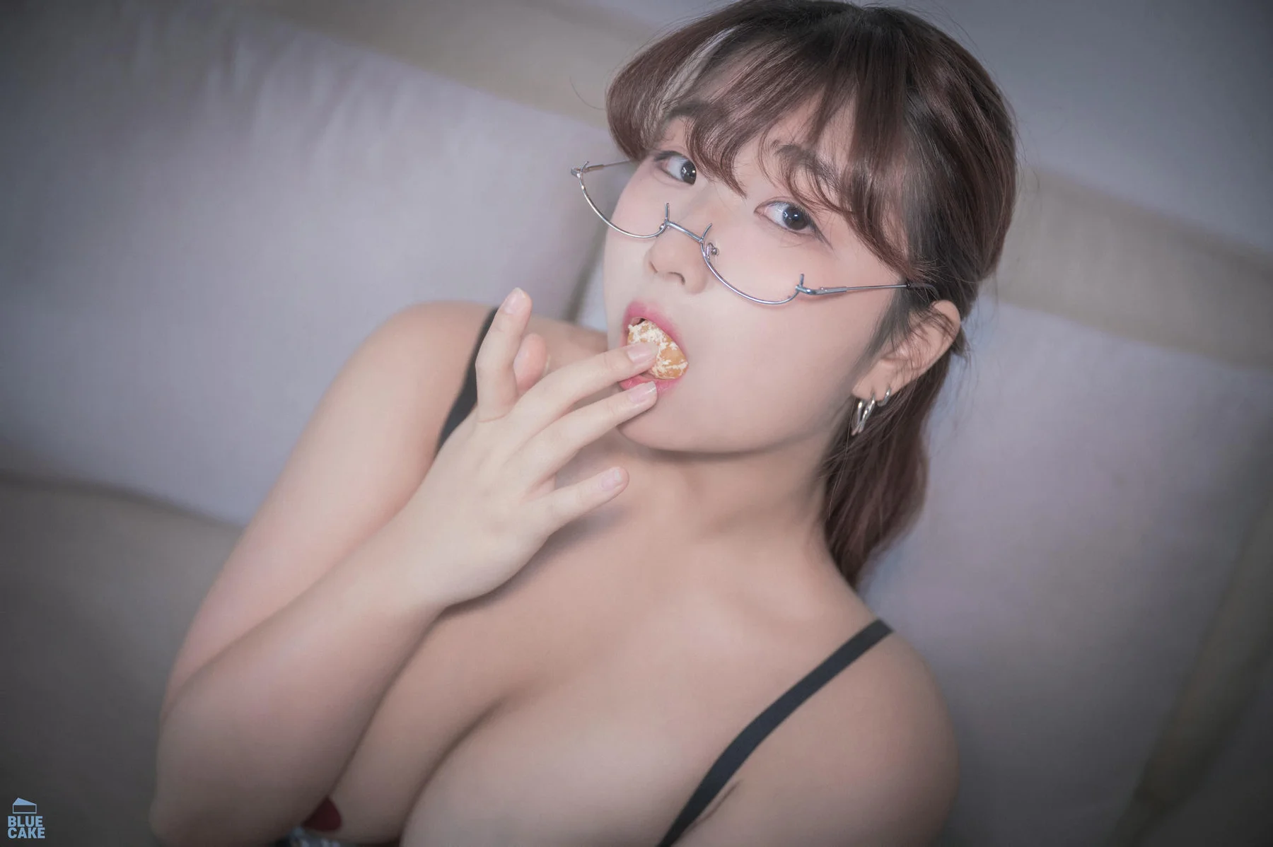 BLUECAKE No.116 GGuBBu Karaoke 乳贴jk制服 - 5
