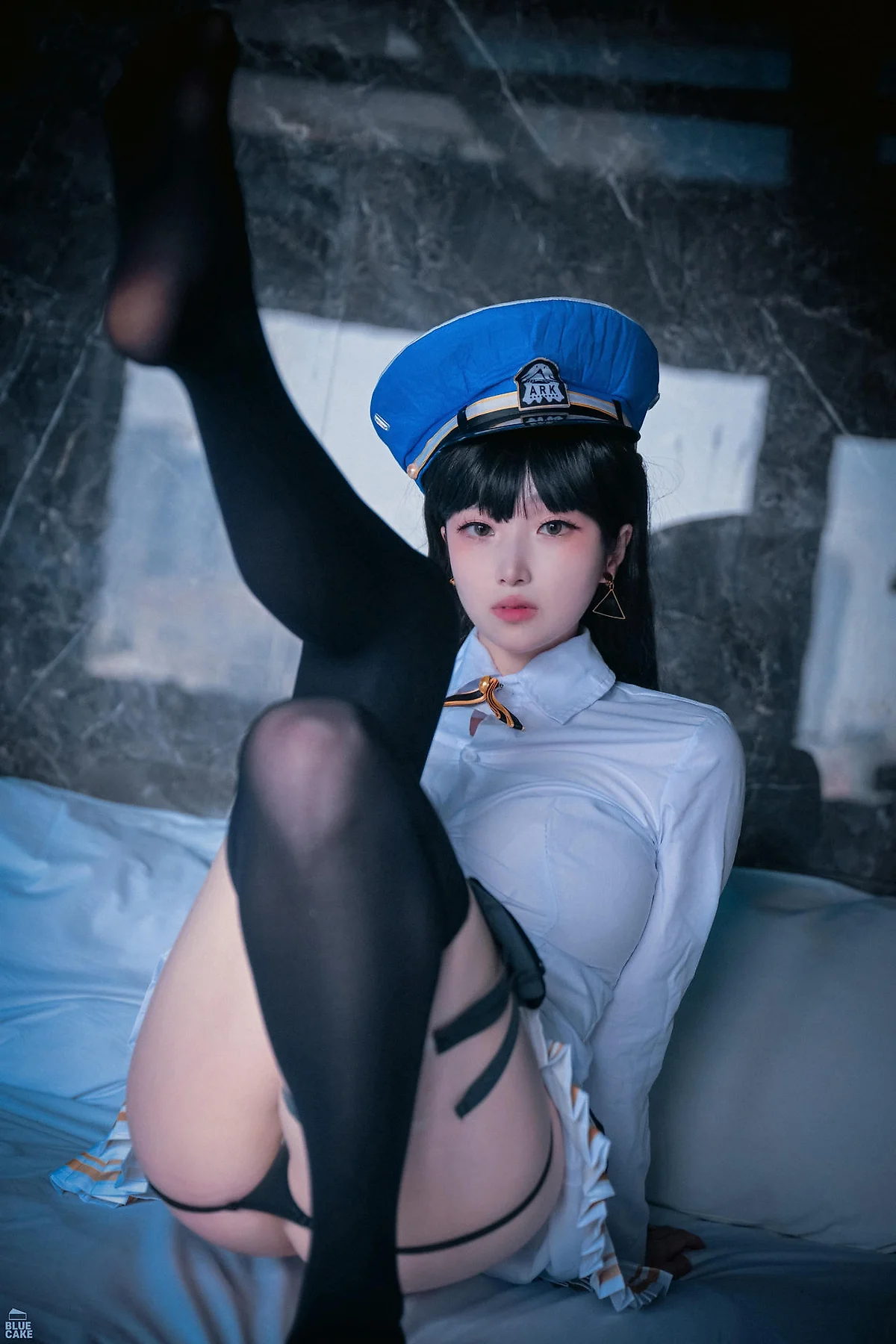 BLUECAKE No.180 Bambi制服少女丁字裤 - 1