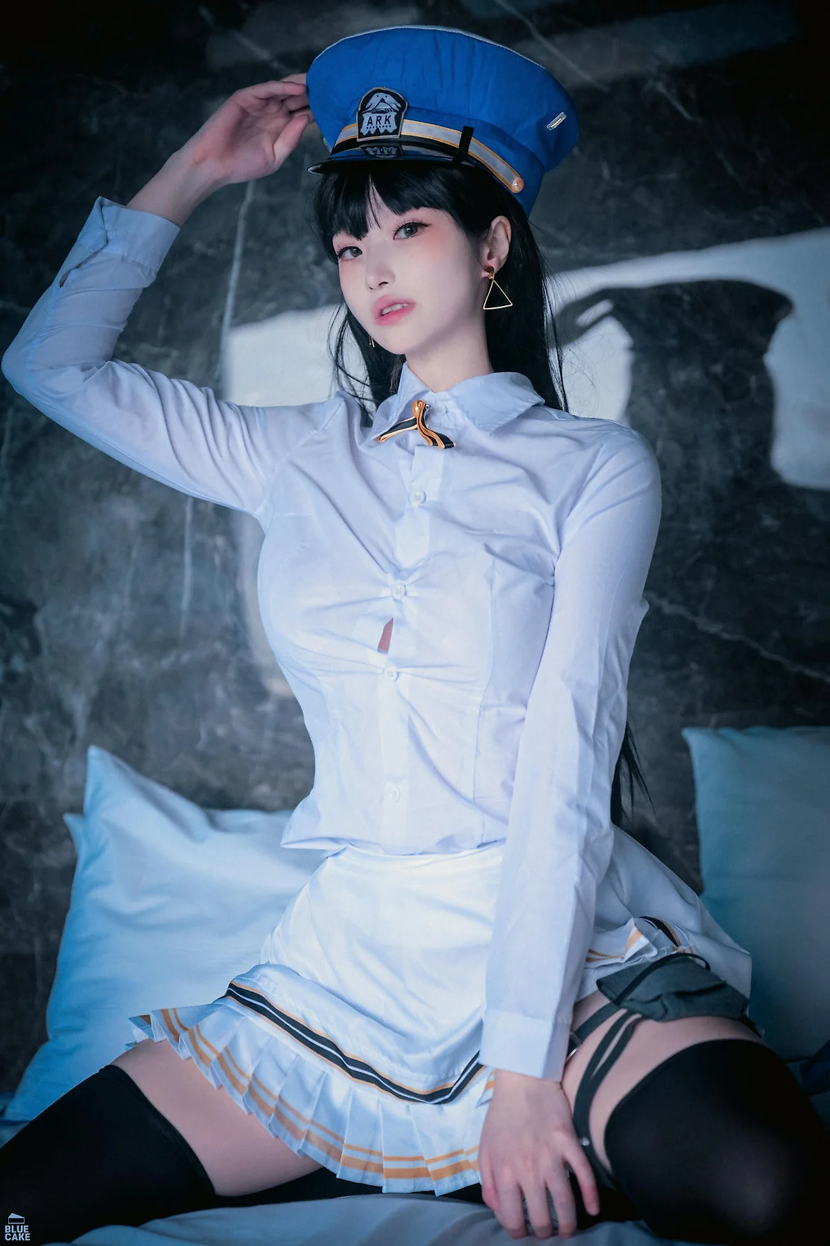BLUECAKE No.180 Bambi制服少女丁字裤 - 1