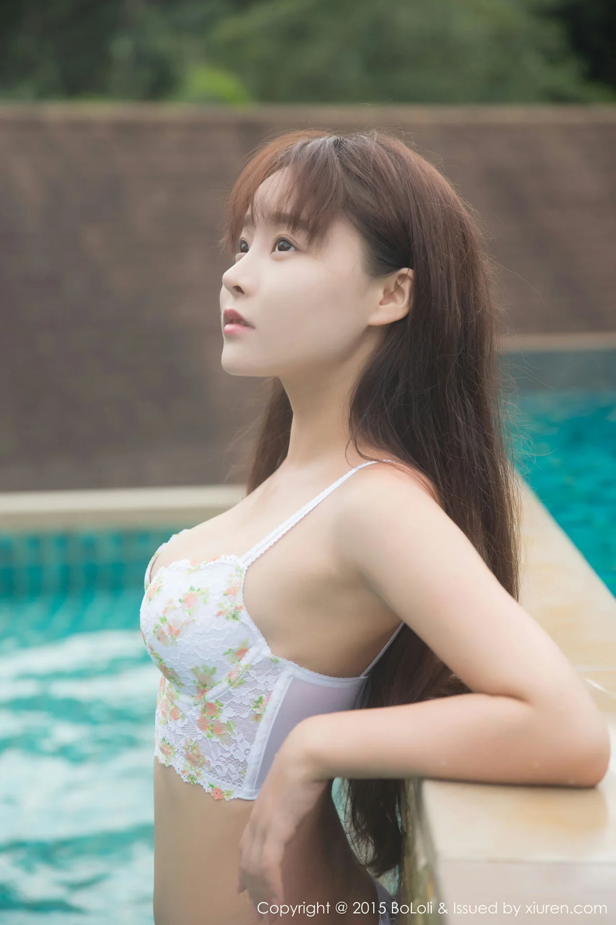 BoLoli 波萝社 Vol.001 Modo 柳侑绮 俏皮美眉户外 - 2