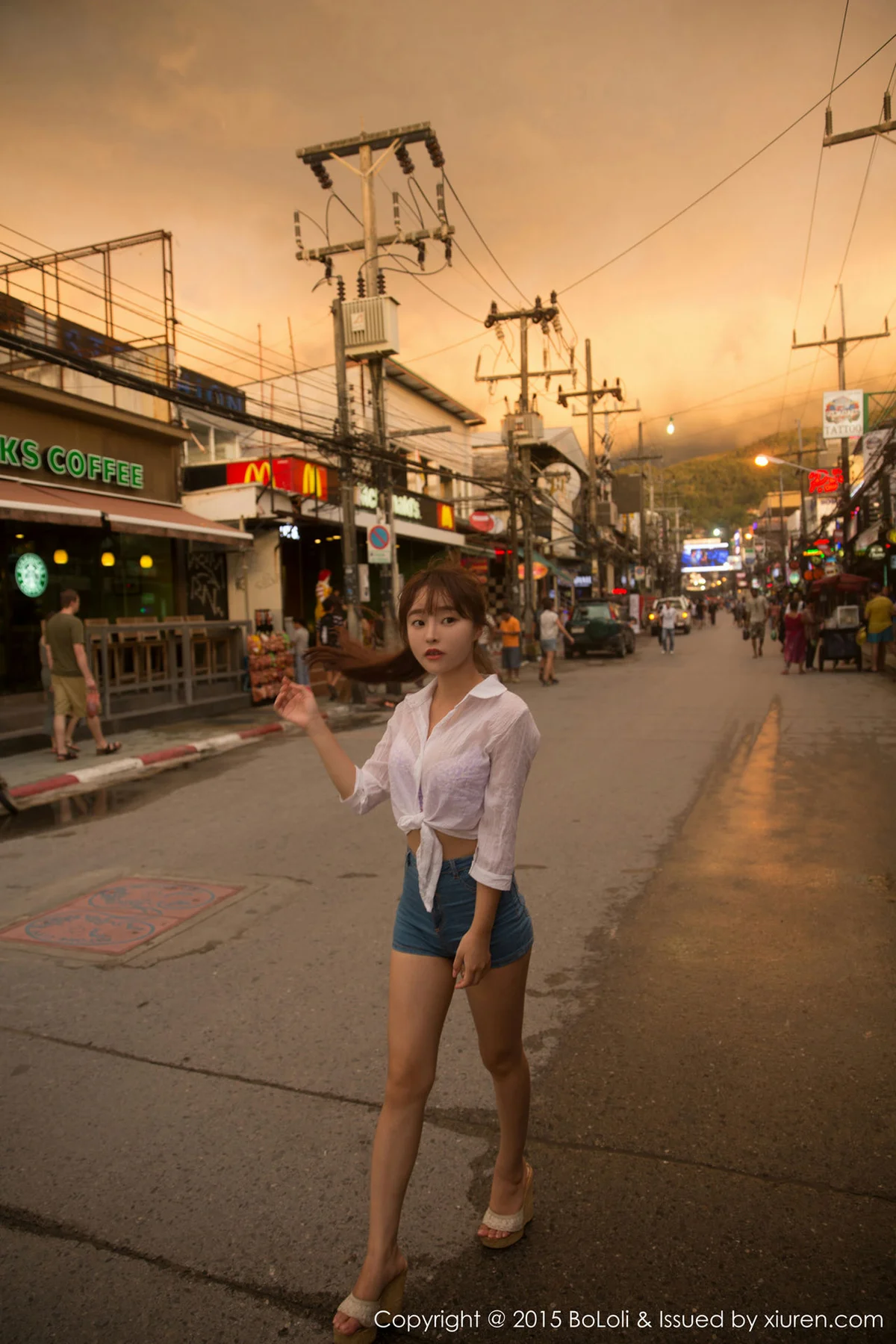 BoLoli 波萝社 Vol.001 Modo 柳侑绮 俏皮美眉户外 - 9