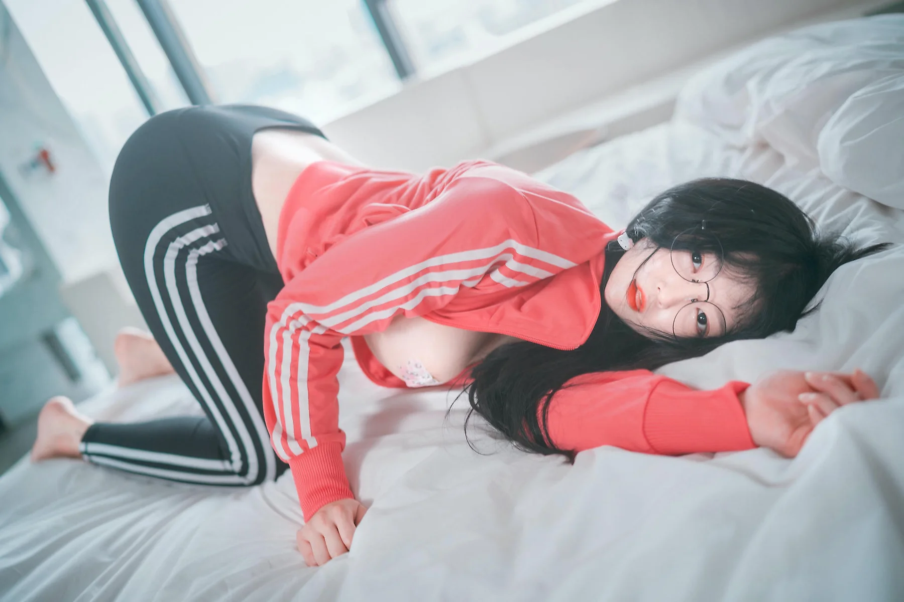 DJAWA No.001 Aram萝莉爆乳紧身裤 - 1