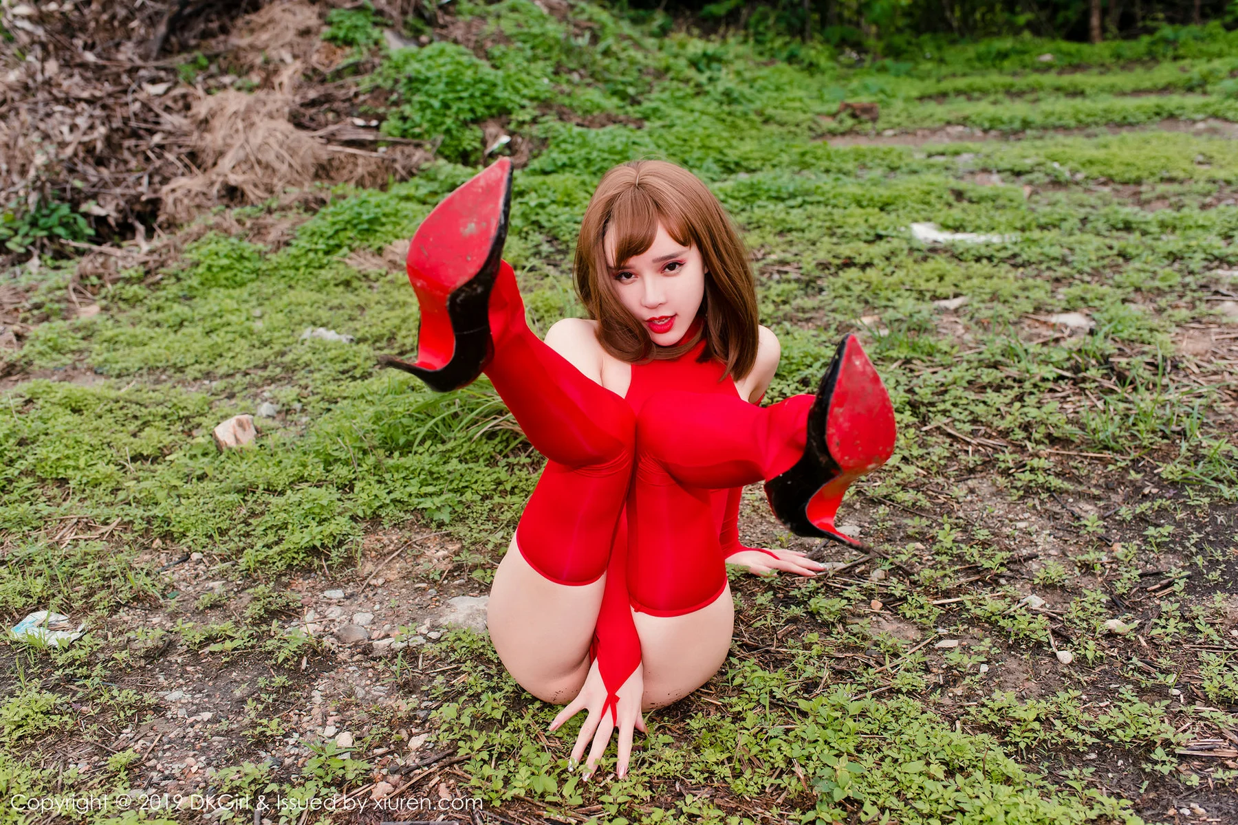 DKGirl DK御女郎 Vol.112 艾小青户外车拍写真 - 3