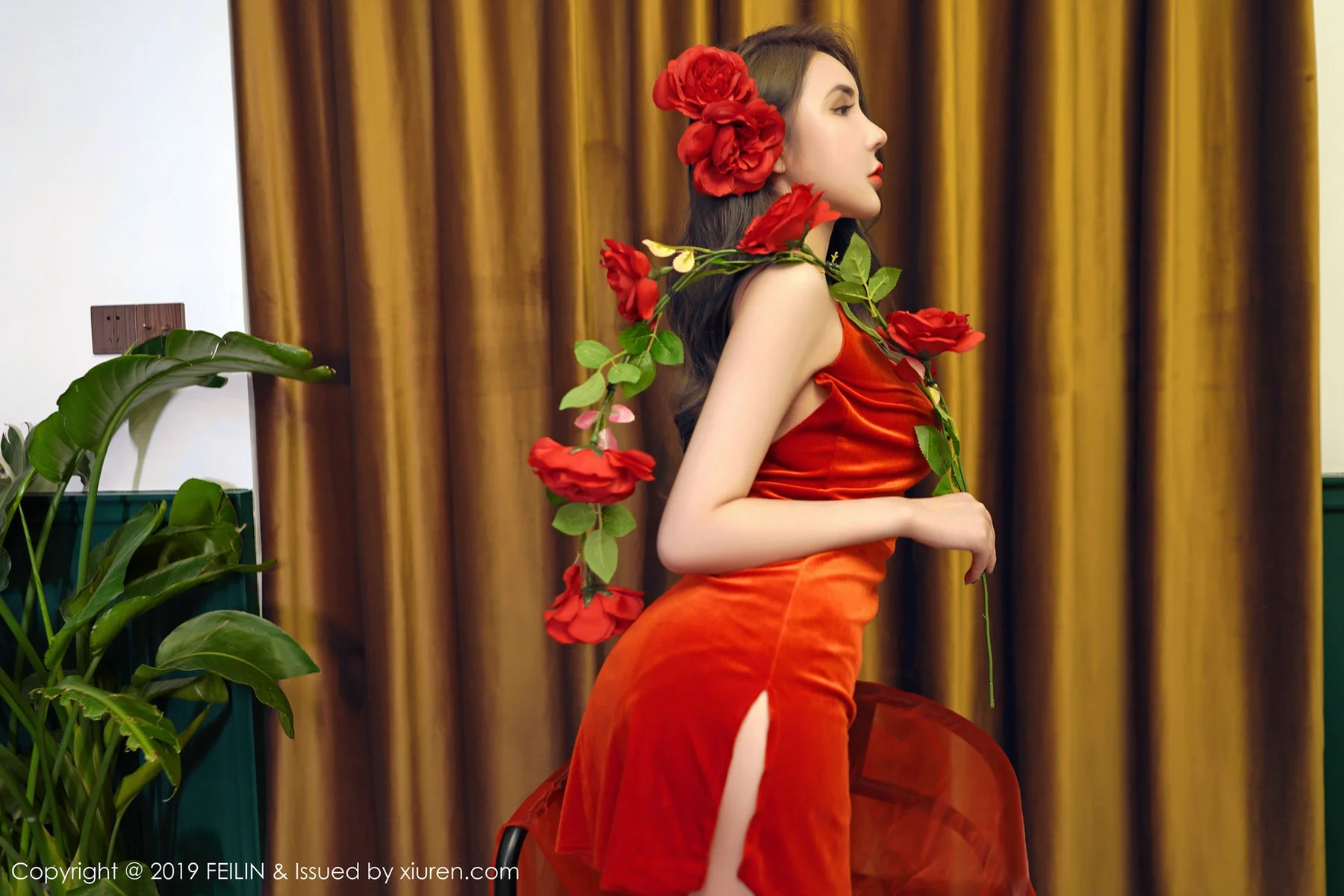 FeiLin 嗲囡囡 Vol.200 伍月may首套写真 - 10