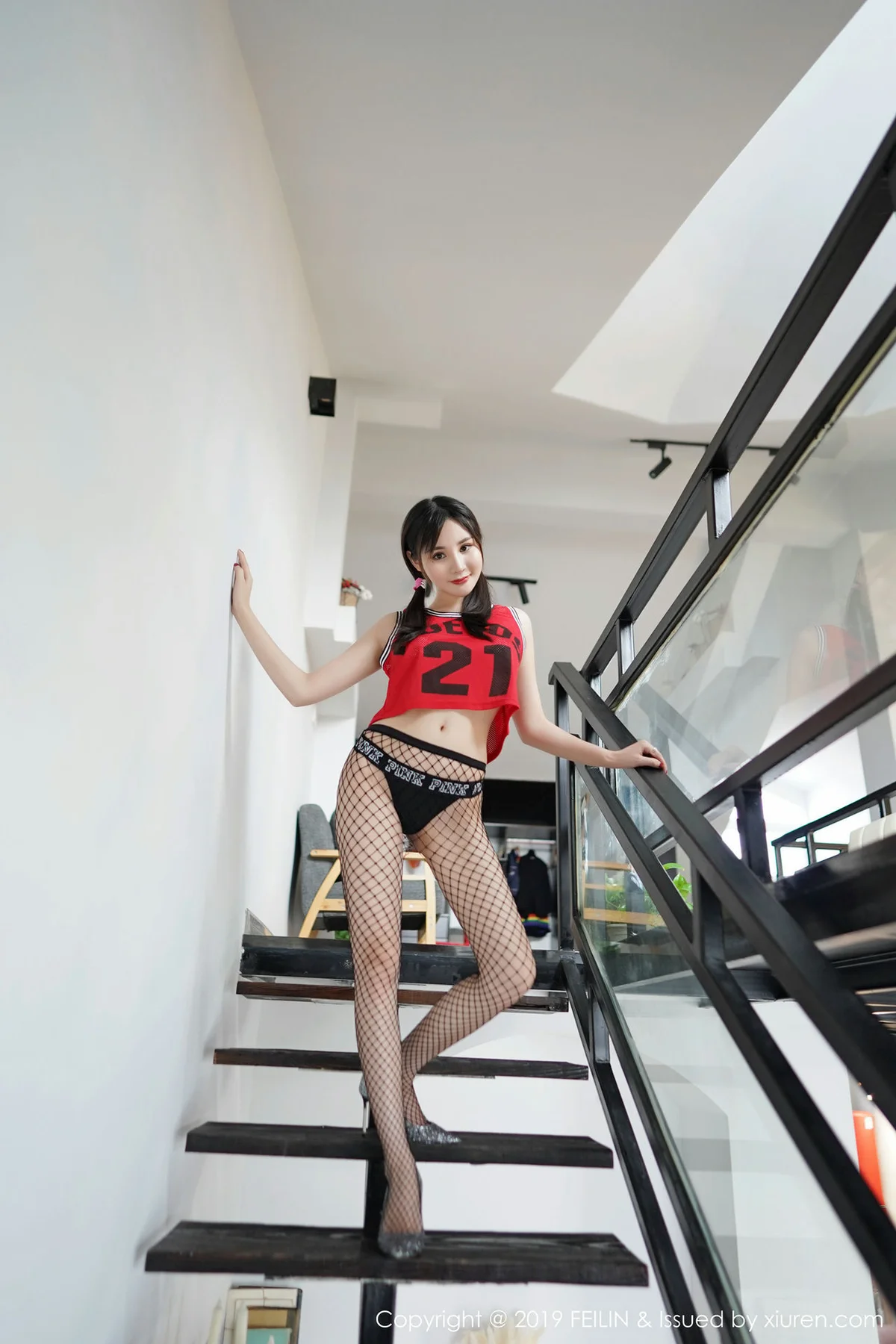 FeiLin 嗲囡囡 Vol.206 Celina青妍 爆乳渔网袜性感写真 - 2