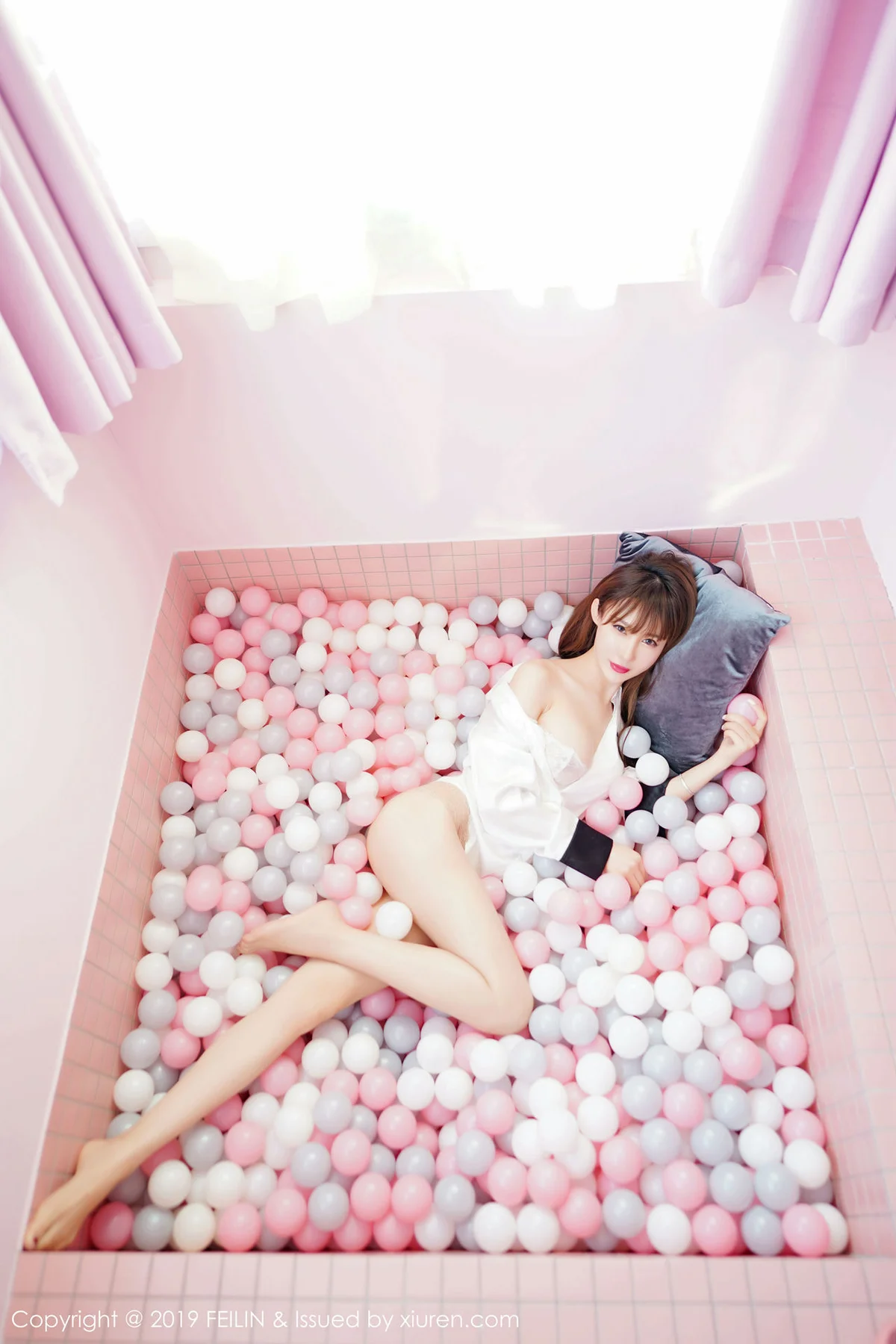 FeiLin 嗲囡囡 Vol.214 程梓首套写真 - 10