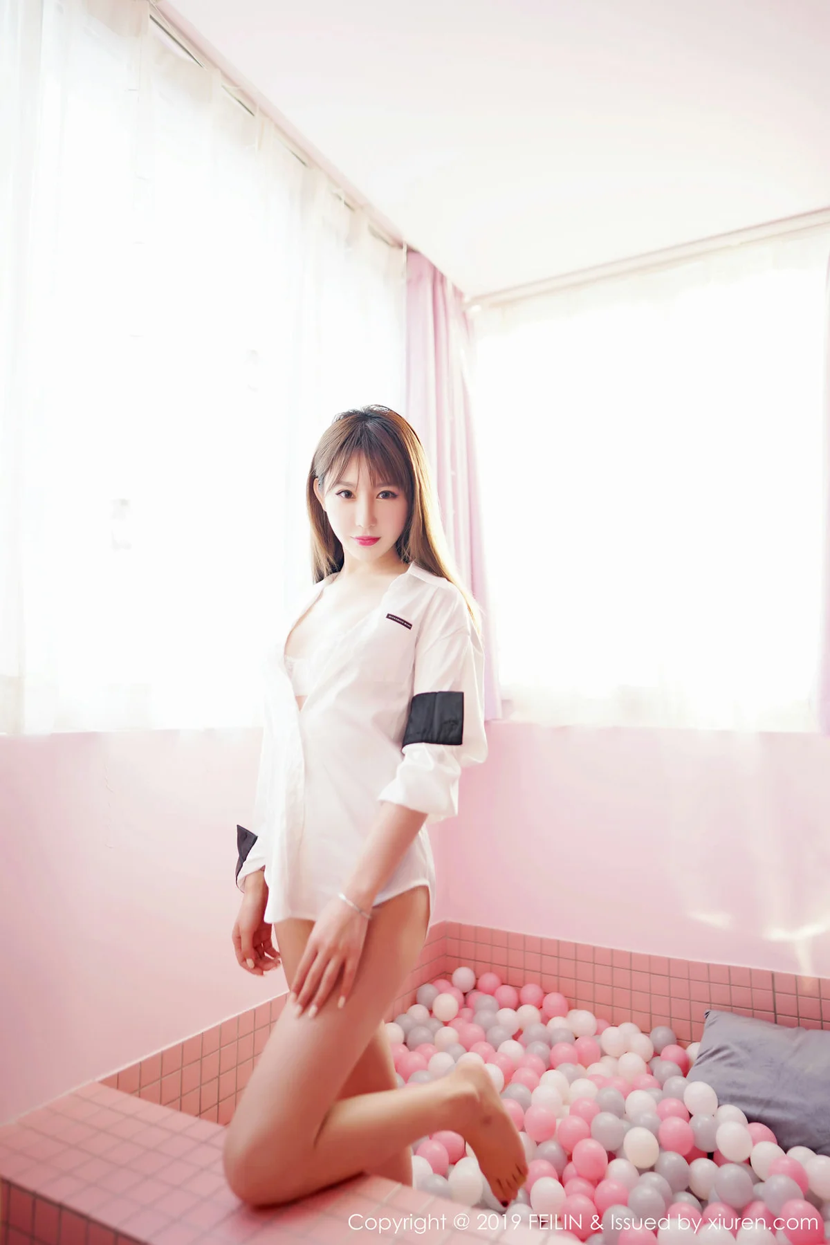 FeiLin 嗲囡囡 Vol.214 程梓首套写真 - 9