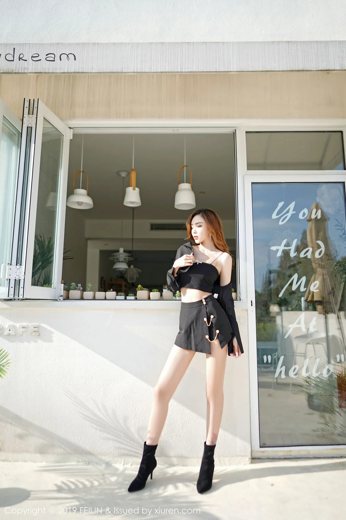 FeiLin 嗲囡囡 Vol.220 梦小楠小夜猫 性感泳池写真 - 7