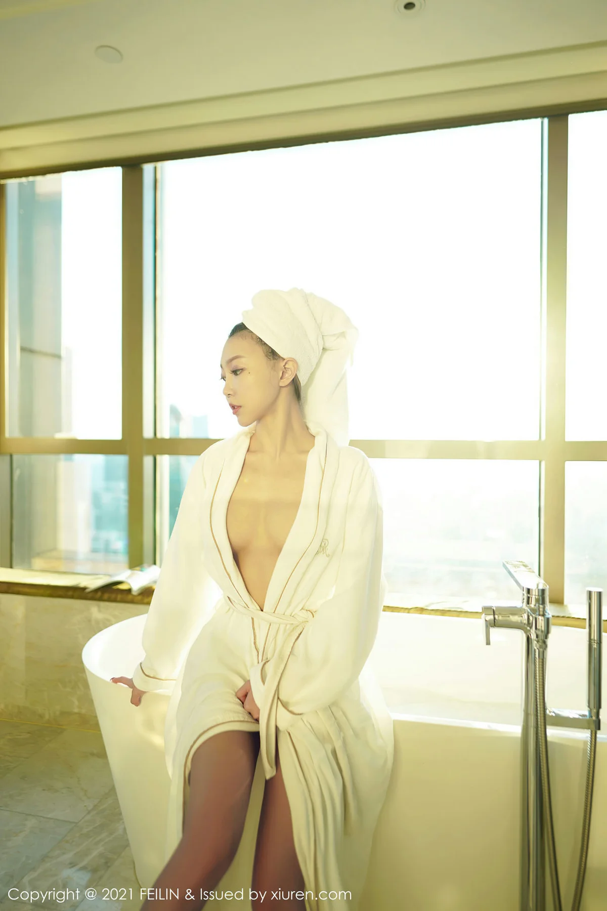 FeiLin 嗲囡囡 Vol.388 浴缸湿身 冯木木LRIS 性感写真 - 8