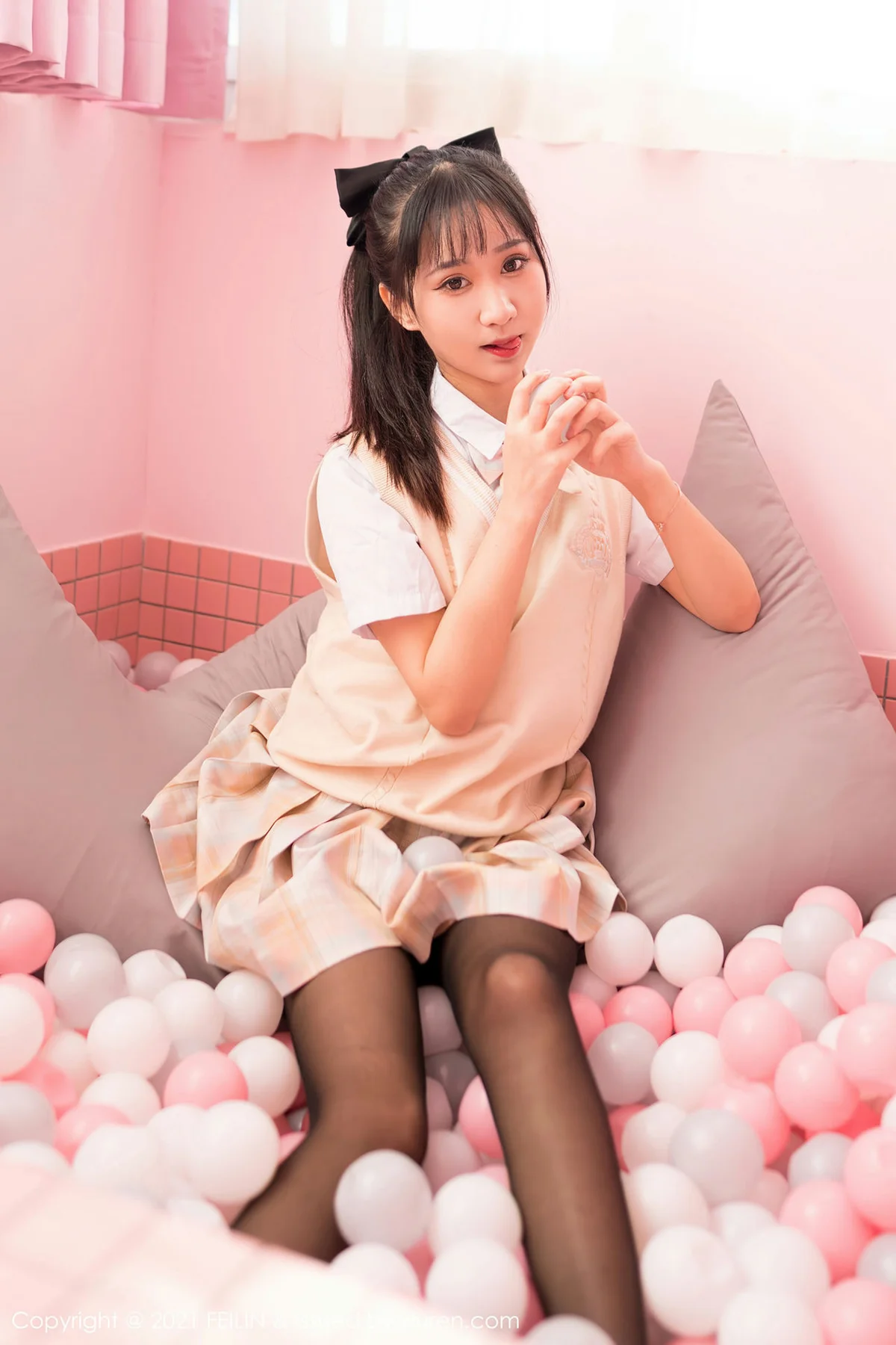 FeiLin 嗲囡囡 Vol.417 兔耳装黑丝 小果冻儿 性感写真 - 2