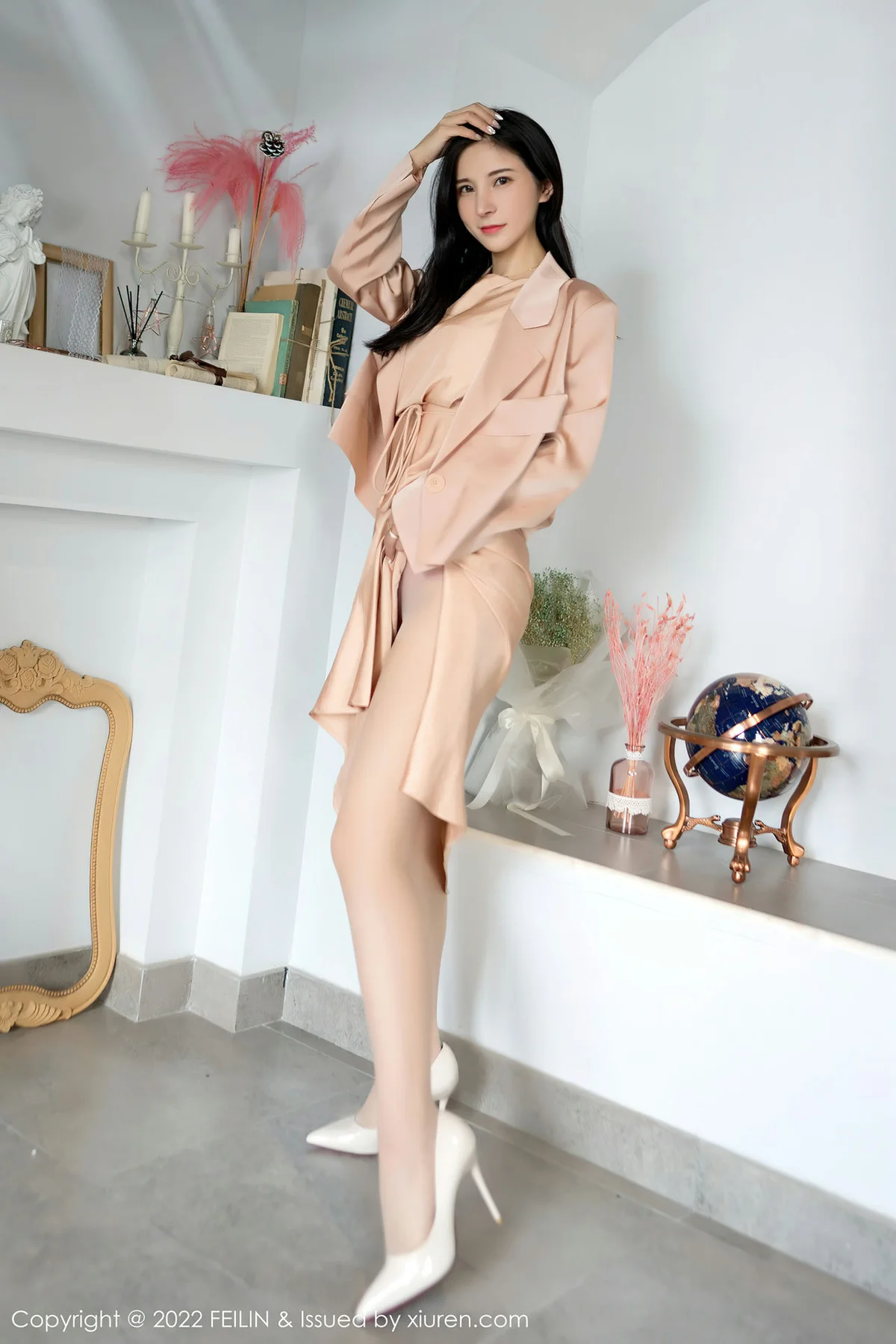 FeiLin 嗲囡囡 Vol.433  原色丝袜 小蛮妖Yummy 性感写真 - 1