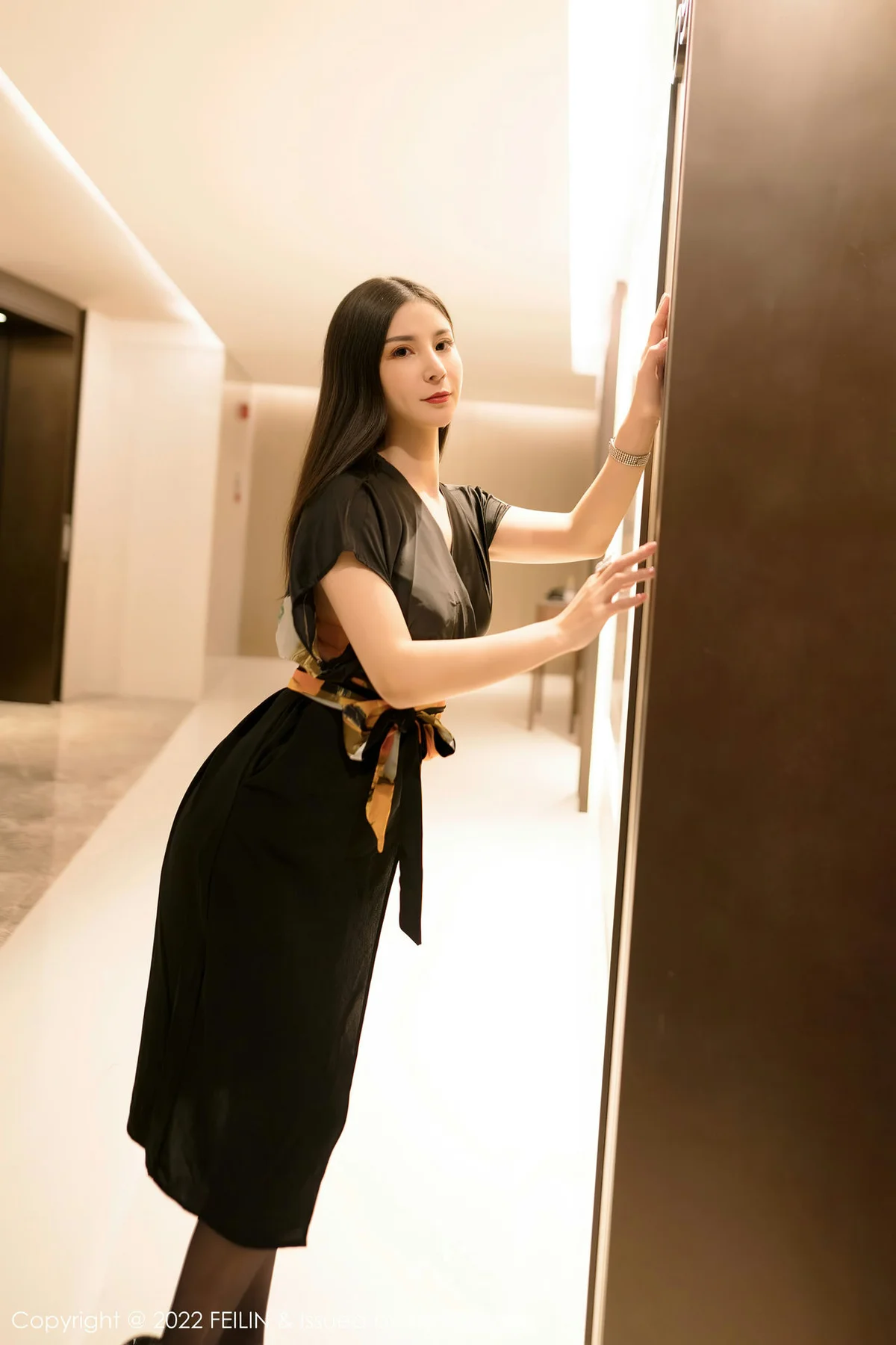 FeiLin 嗲囡囡 Vol.450  娇柔凝脂 小蛮妖Yummy 性感写真1 - 6