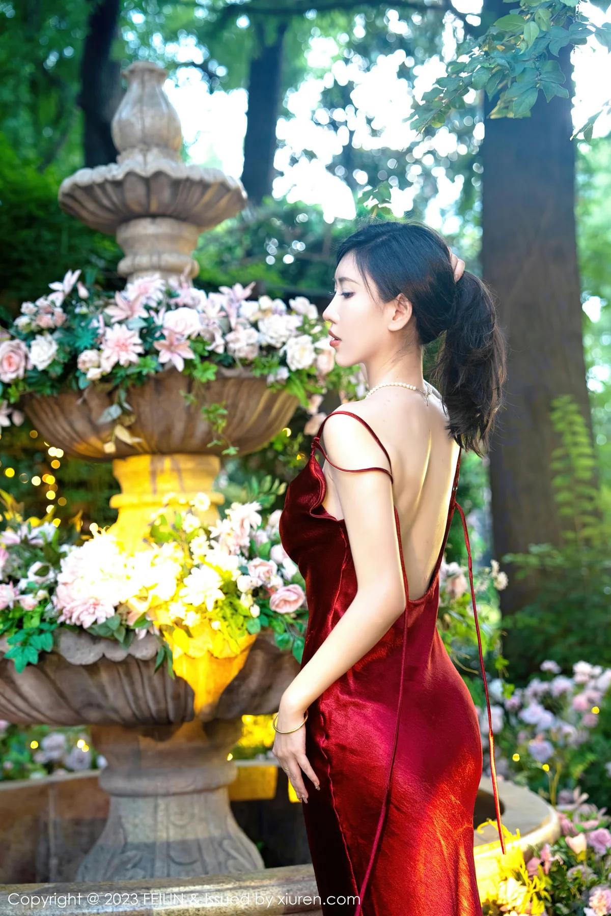 FeiLin 嗲囡囡 Vol.467  章芃芃 吊带长裙性感写真2 - 7