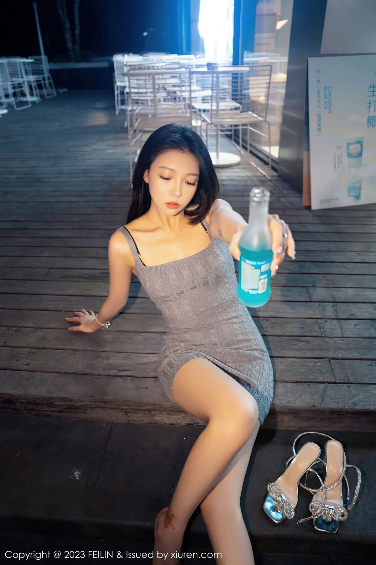 FeiLin 嗲囡囡 Vol.468  冯木木LRIS 背带短裙性感写真 - 8