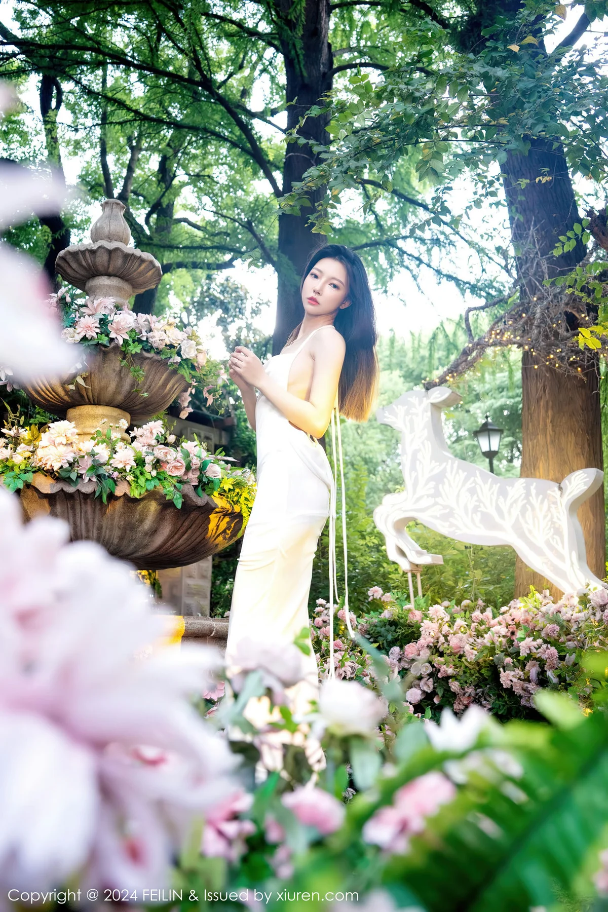 FeiLin 嗲囡囡 Vol.472  冯木木LRIS 蕾丝内衣性感写真 - 1