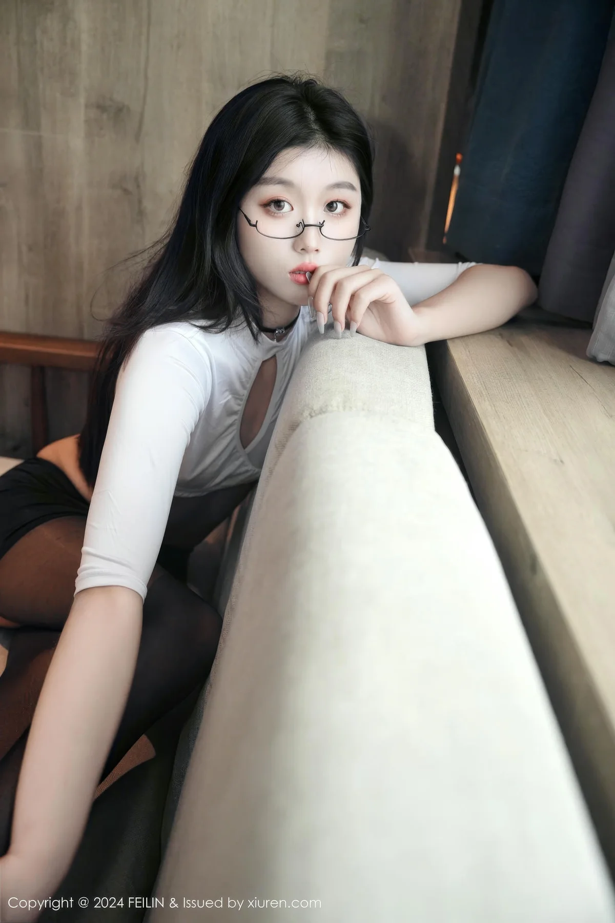 FeiLin 嗲囡囡 Vol.489  江念鱼 眼镜黑丝美女 - 5