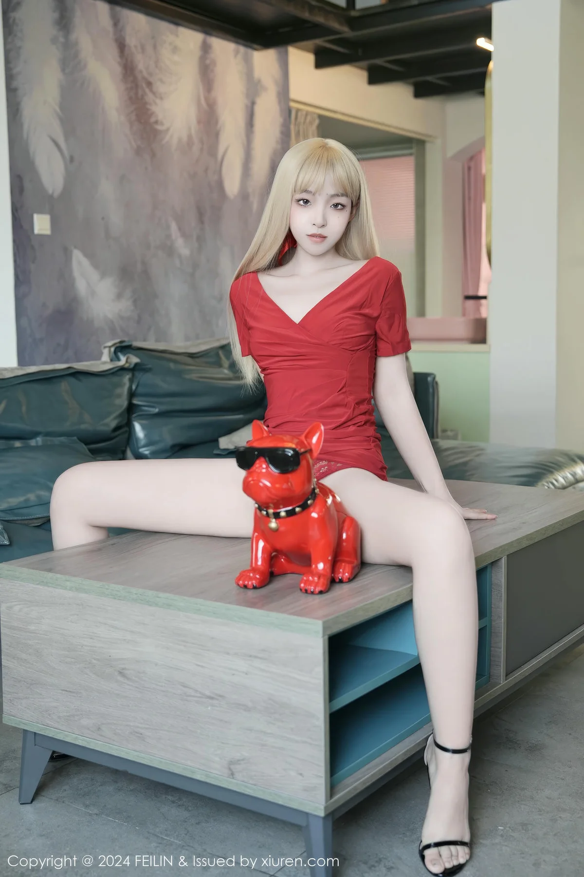 FeiLin 嗲囡囡 Vol.496  芝樱 个性美女厂房写真 - 1