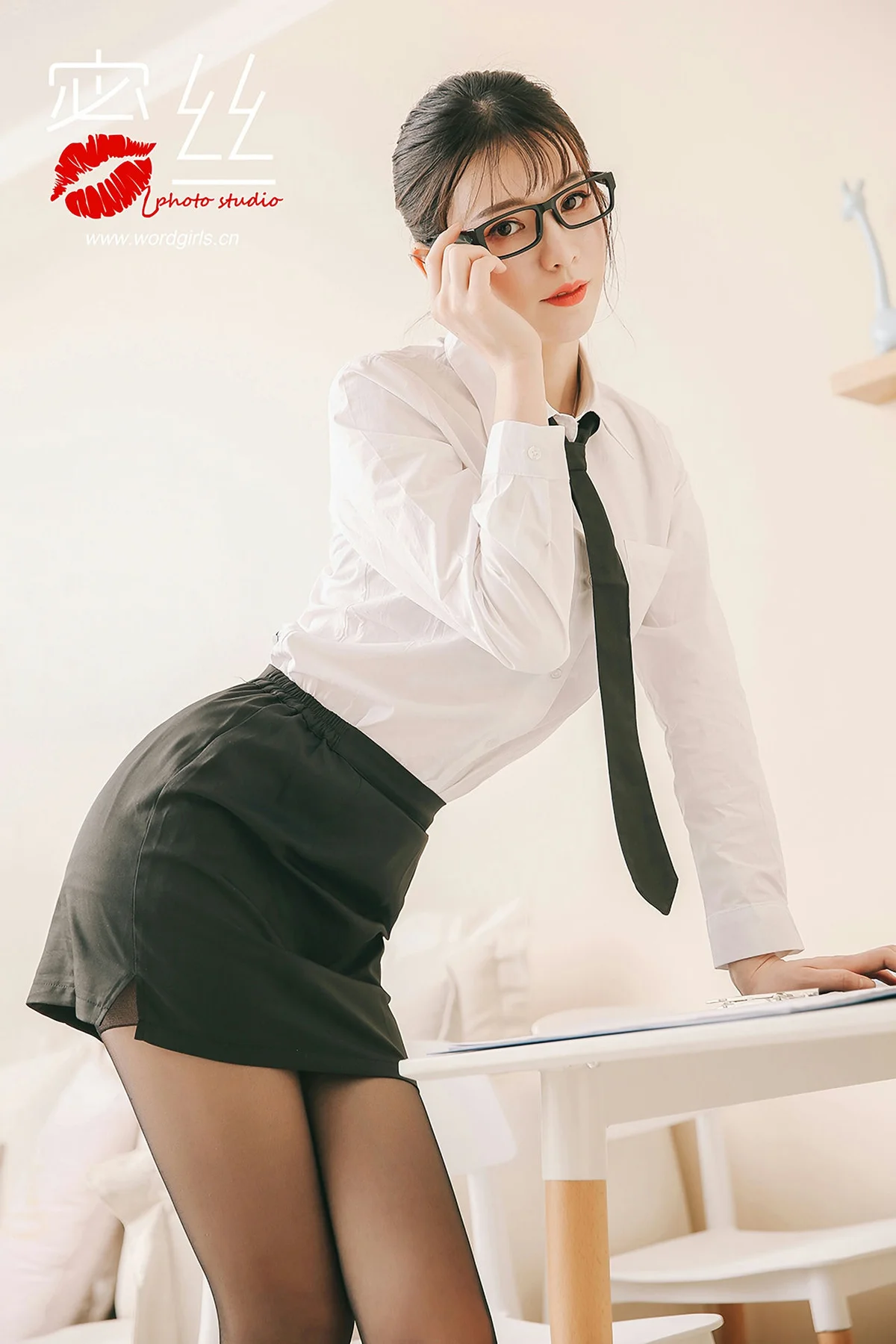 Goddes 头条女神  No.S001 幻雪儿 房租中介小姐姐的黑丝诱惑 - 2