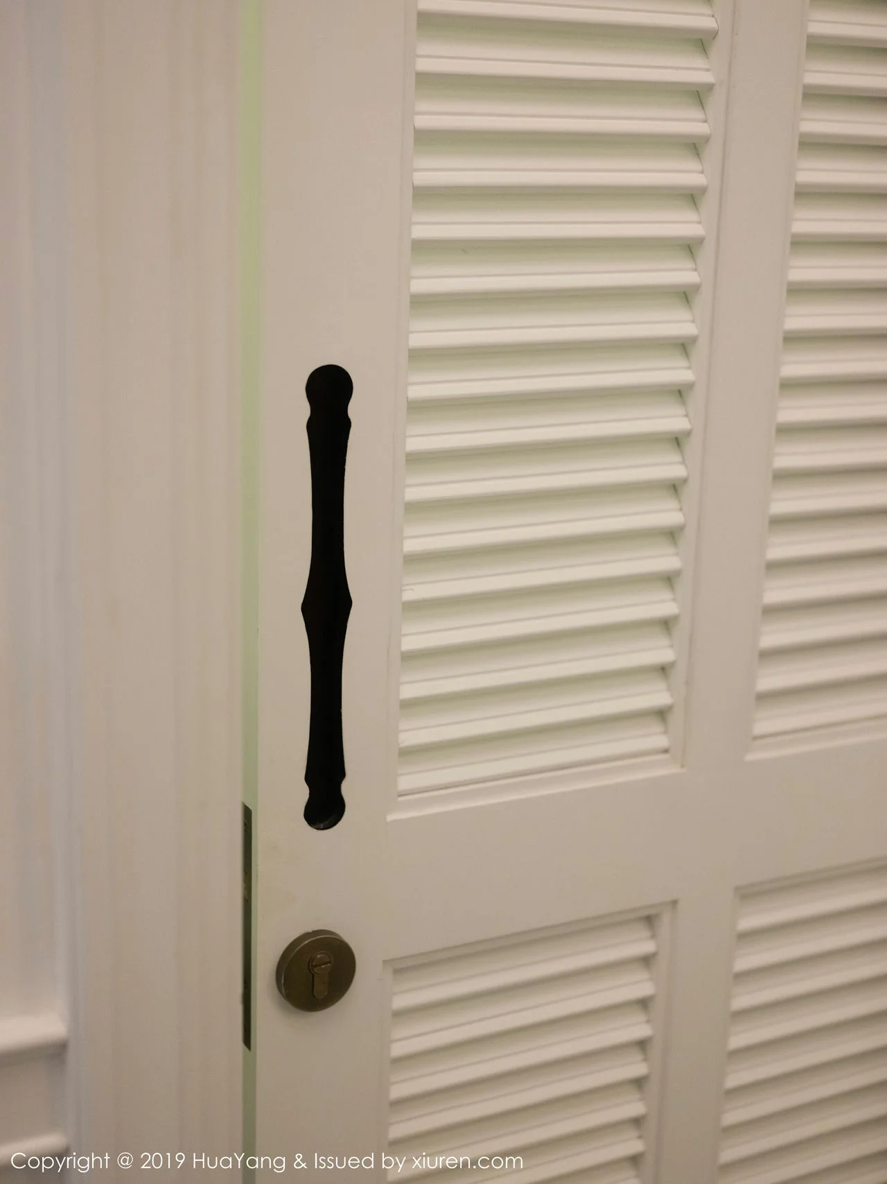 HuaYang 花漾show Vol.188 女神旅拍 奶瓶土肥圆矮挫丑黑穷富国岛 - 1