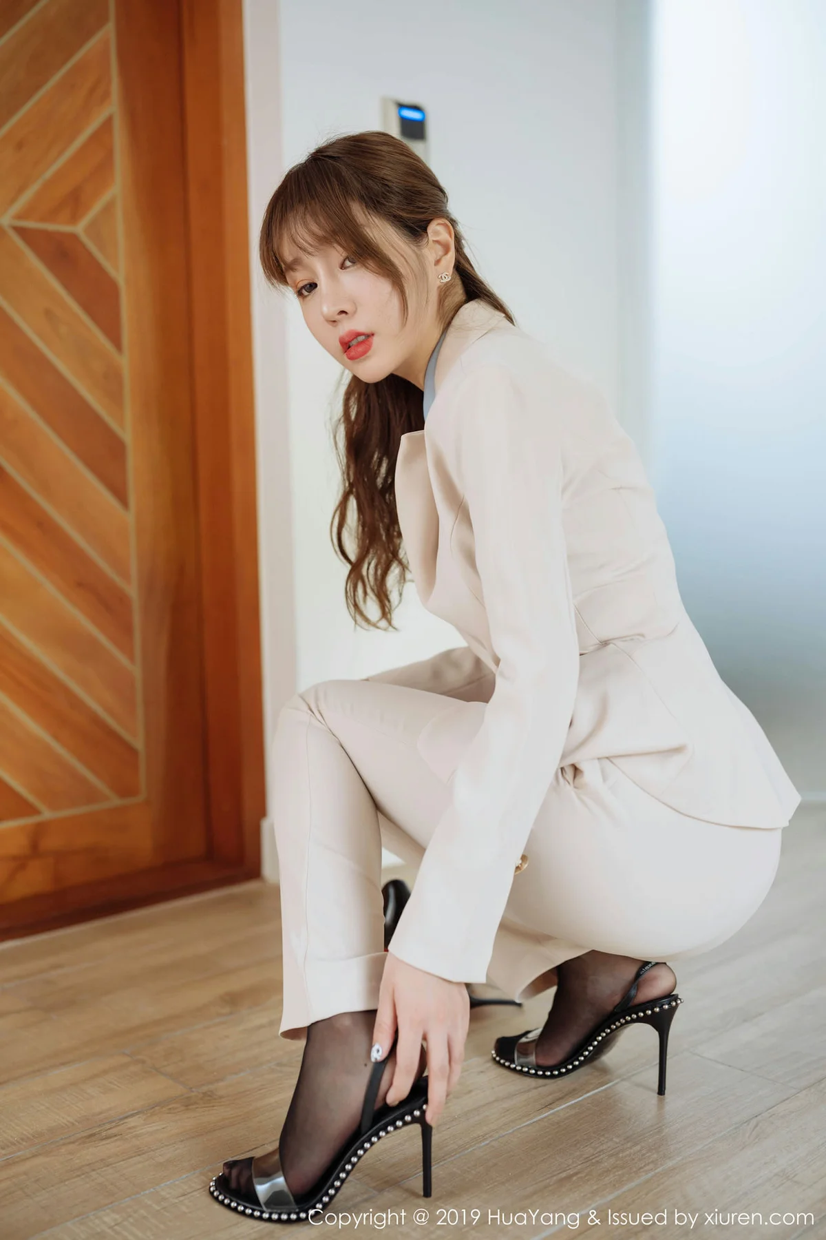 HuaYang 花漾show Vol.192 剧情写真 王雨纯 - 1