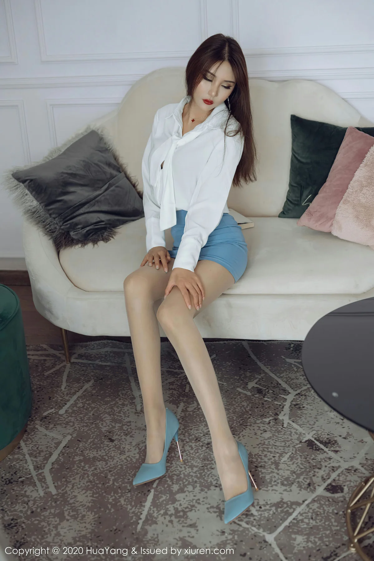 HuaYang 花漾show Vol.291 顾奈奈 秘书ol娇躯 - 2