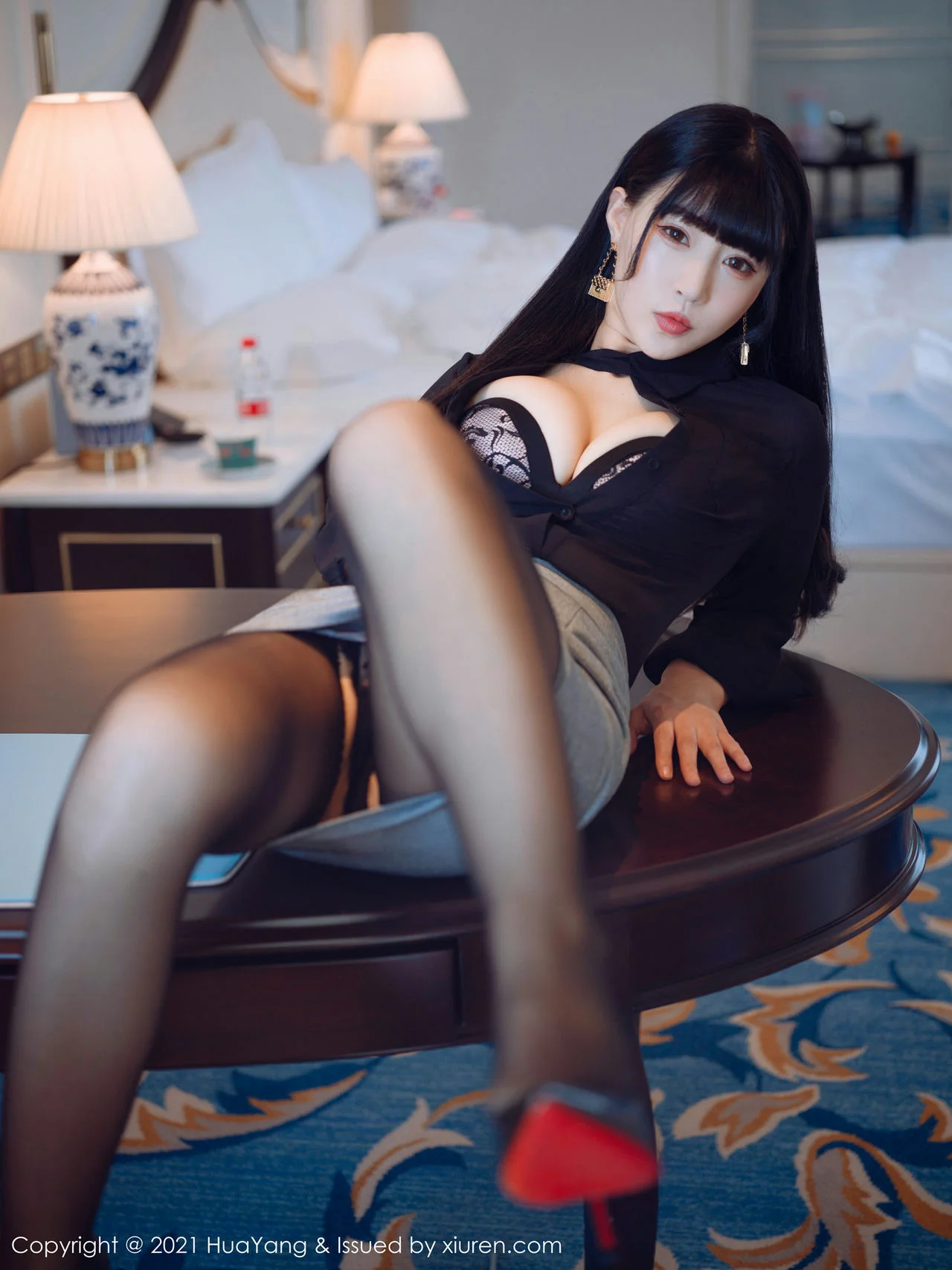 HuaYang 花漾show Vol.401 的黑色情趣内衣 朱可儿Flower 厦门旅拍... - 1