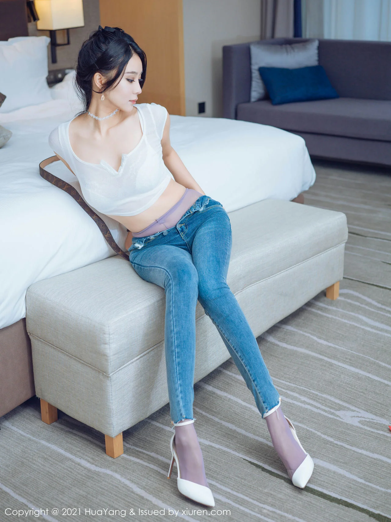 HuaYang 花漾show Vol.405 蕾丝内衣丝袜 蓝夏Akasha 性感写真 - 4