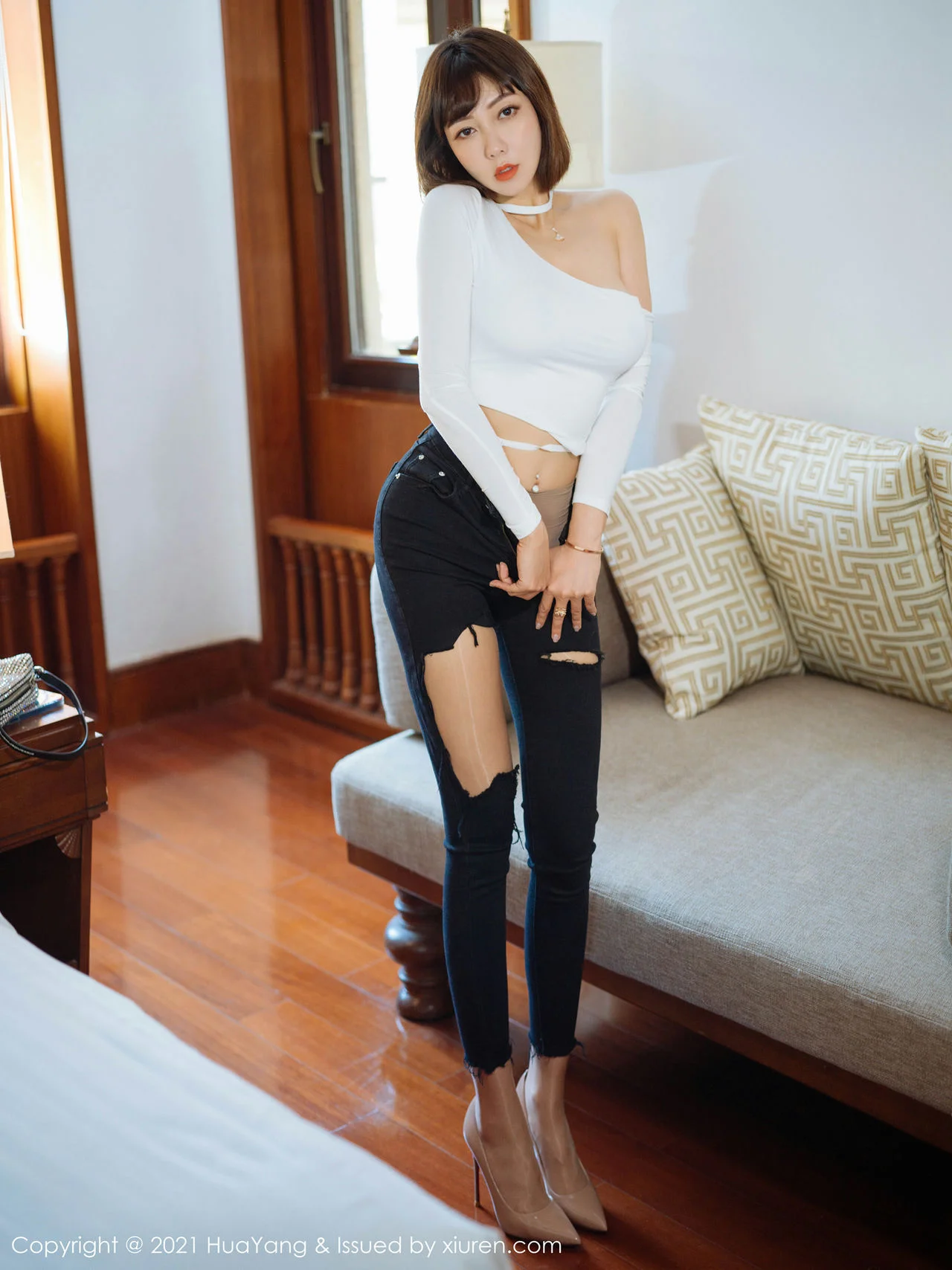 HuaYang 花漾show Vol.414 牛仔裤与朦胧丝袜 果儿Victoria 西双版... - 4