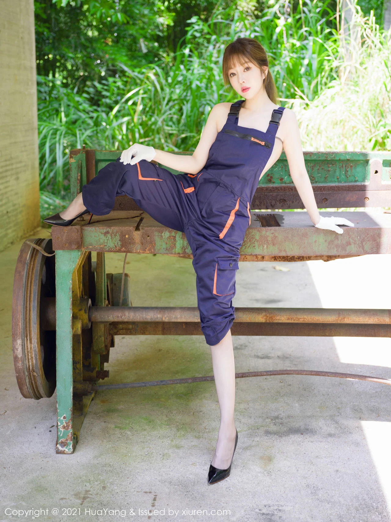 HuaYang 花漾show Vol.441 透视毛衣 王雨纯 西双版纳旅拍33 - 2