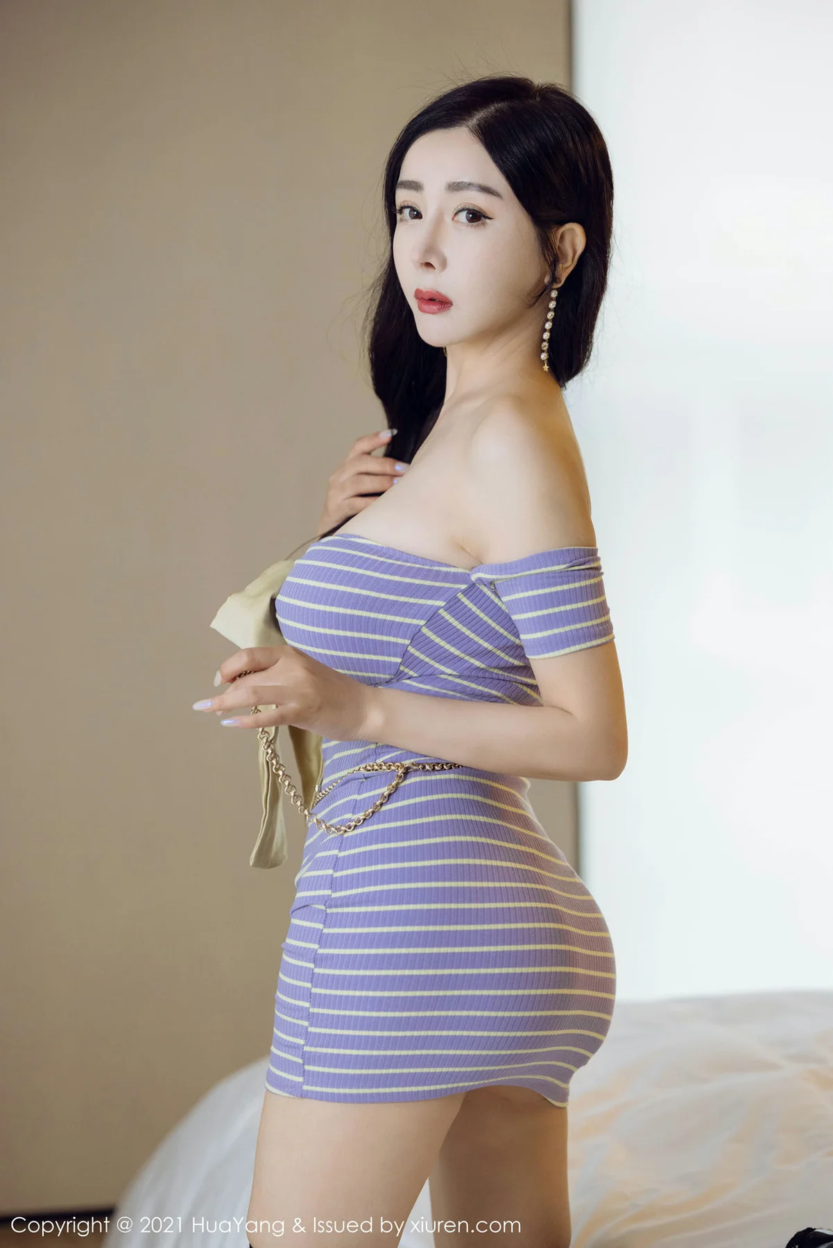 HuaYang 花漾show Vol.464 条纹礼裙 允爾 成都旅拍3 - 3