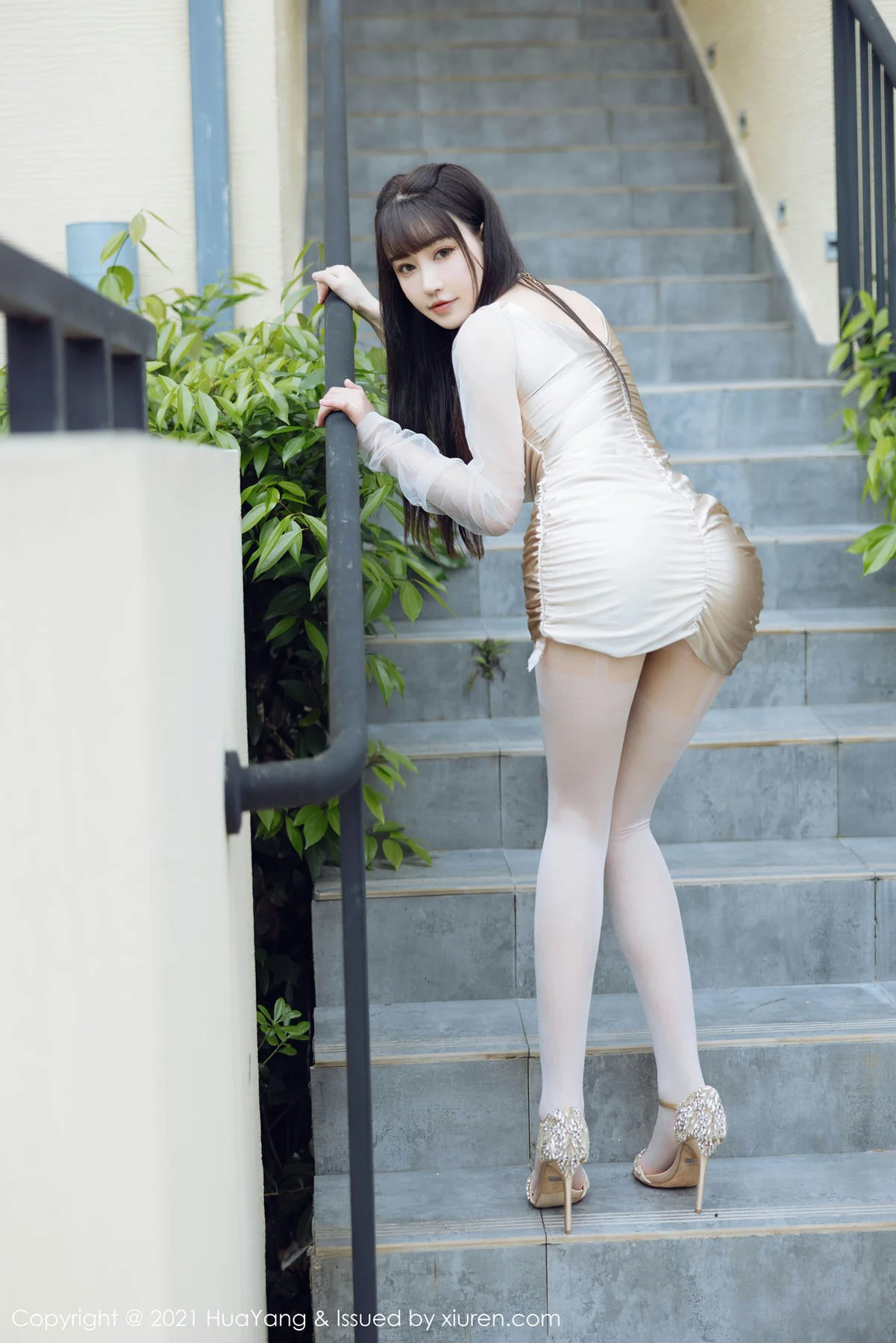 HuaYang 花漾show Vol.471 白纱丝袜 朱可儿Flower 成都旅拍33 - 5