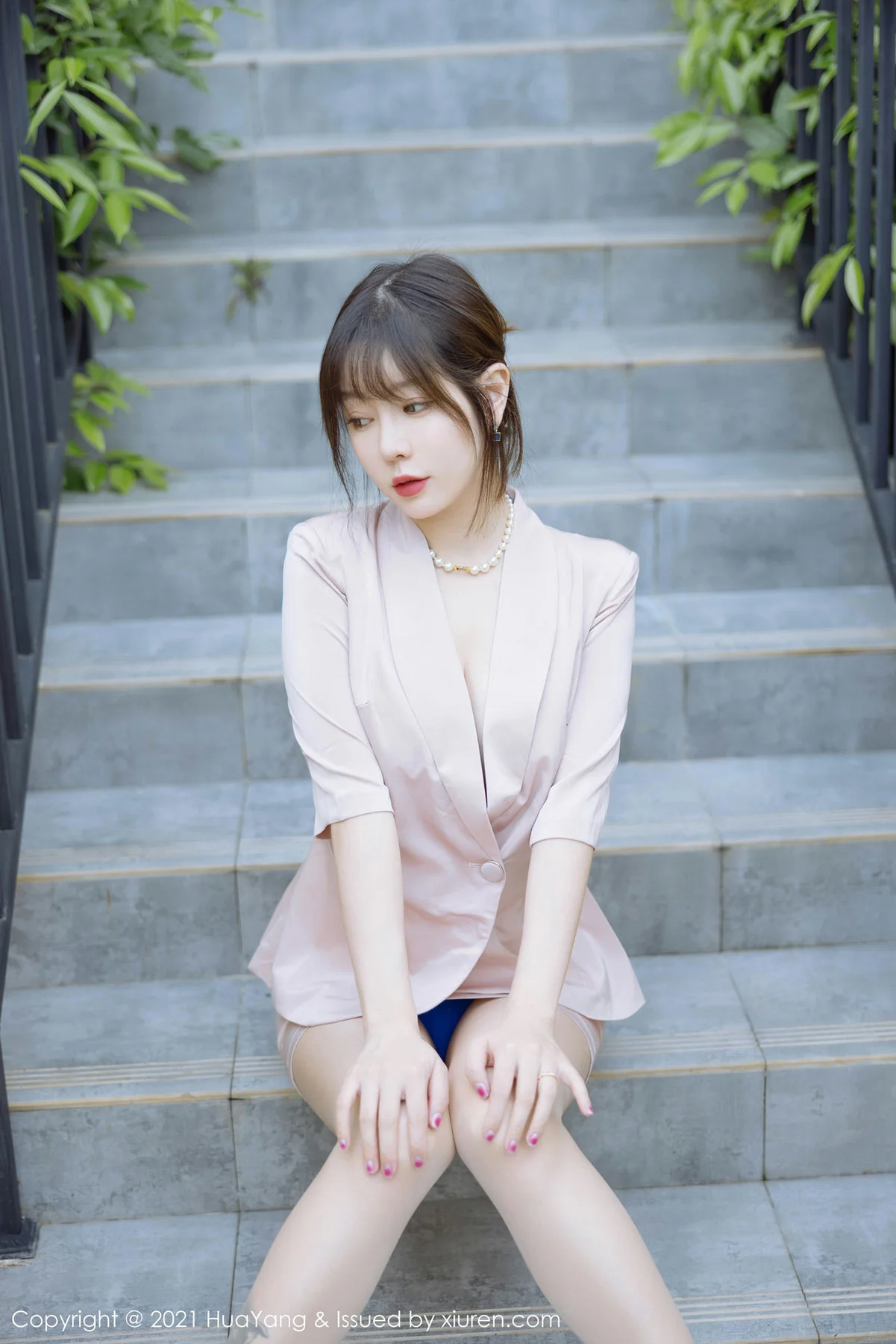 HuaYang 花漾show Vol.476 内衣套装 王雨纯 成都旅拍22 - 4